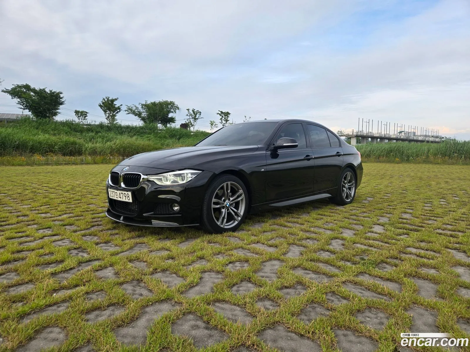 BMW 3 Series 2017 — 18