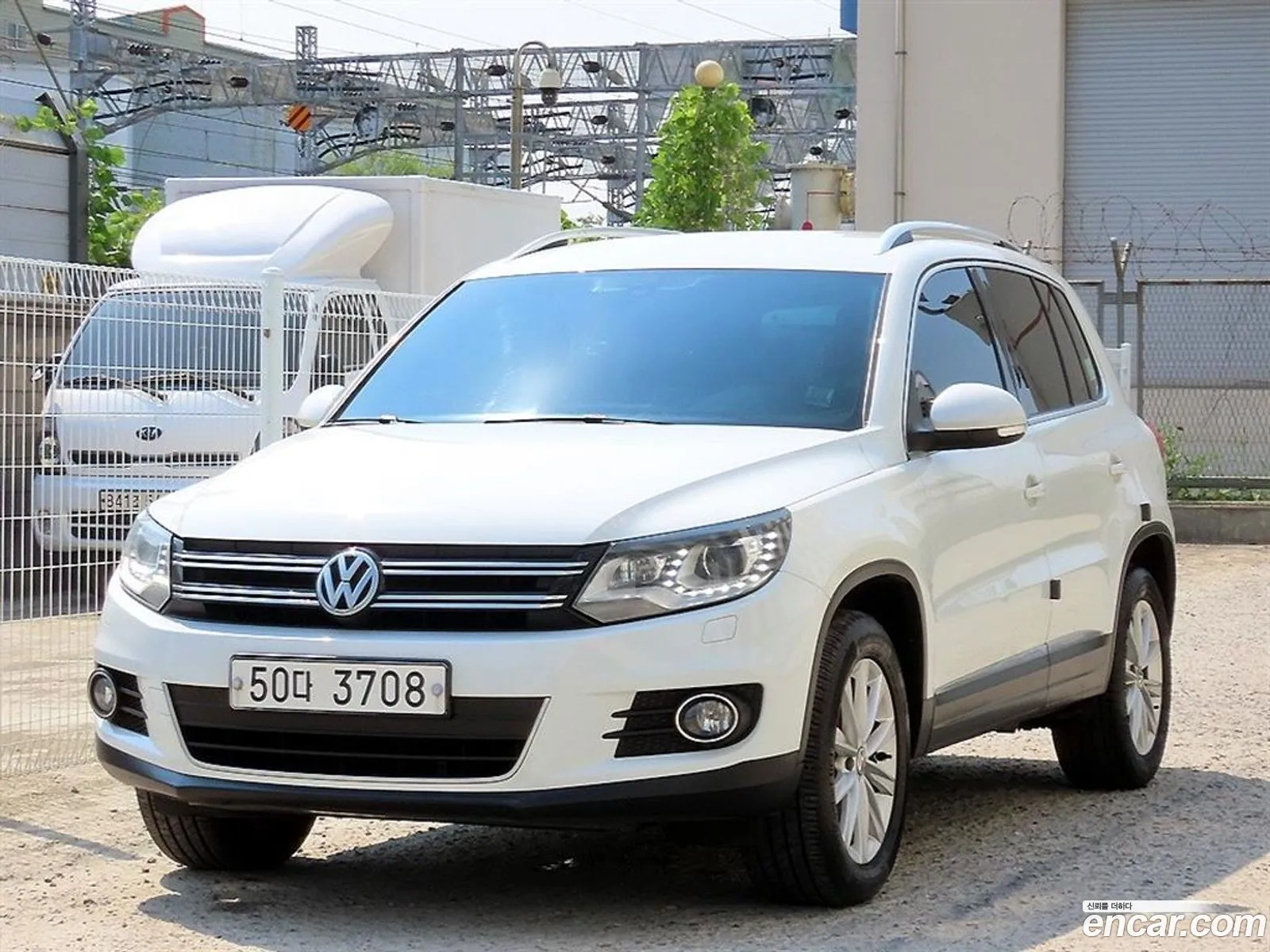 Volkswagen Tiguan 2015 — 14