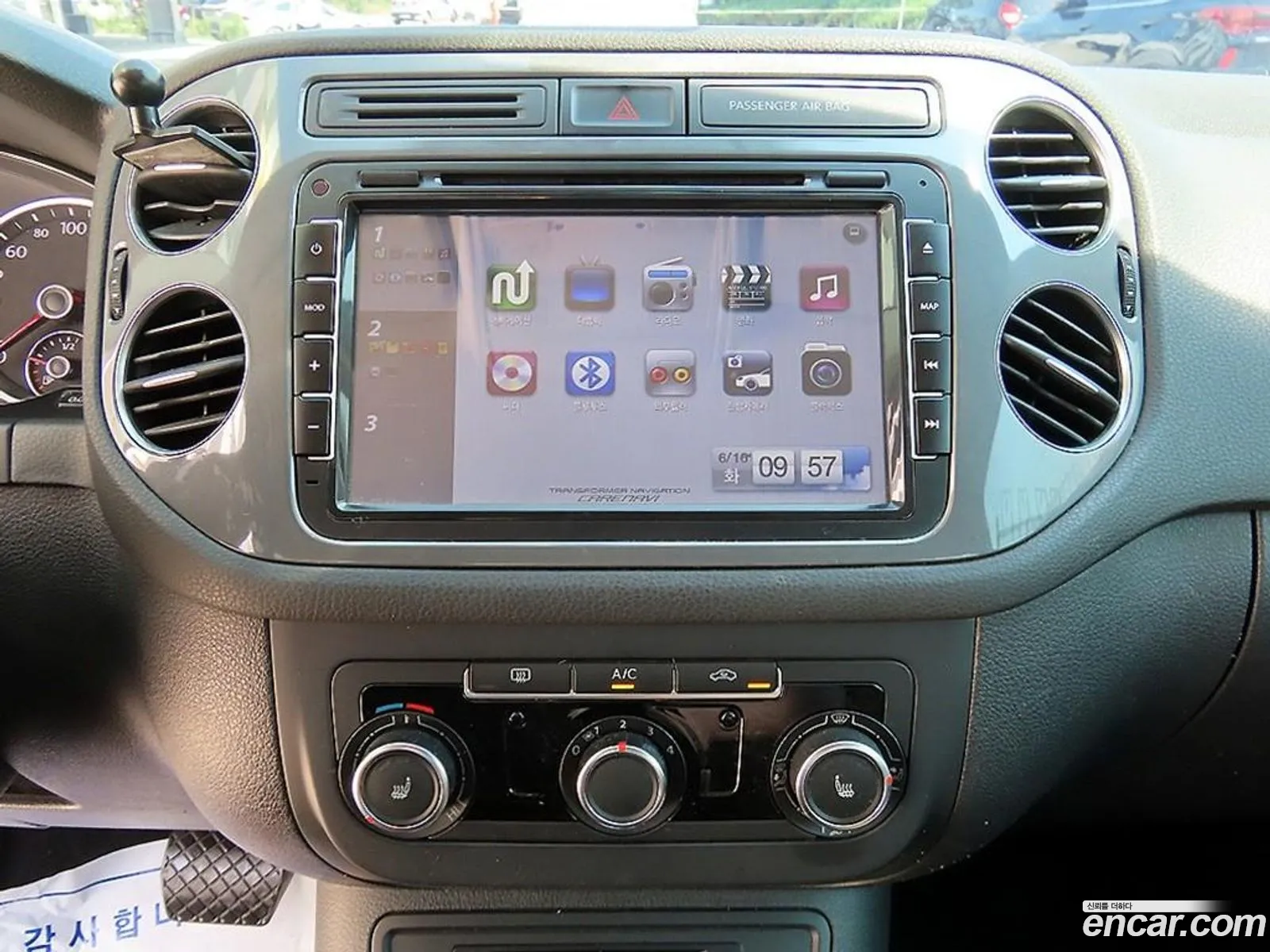 Volkswagen Tiguan 2015 — 18