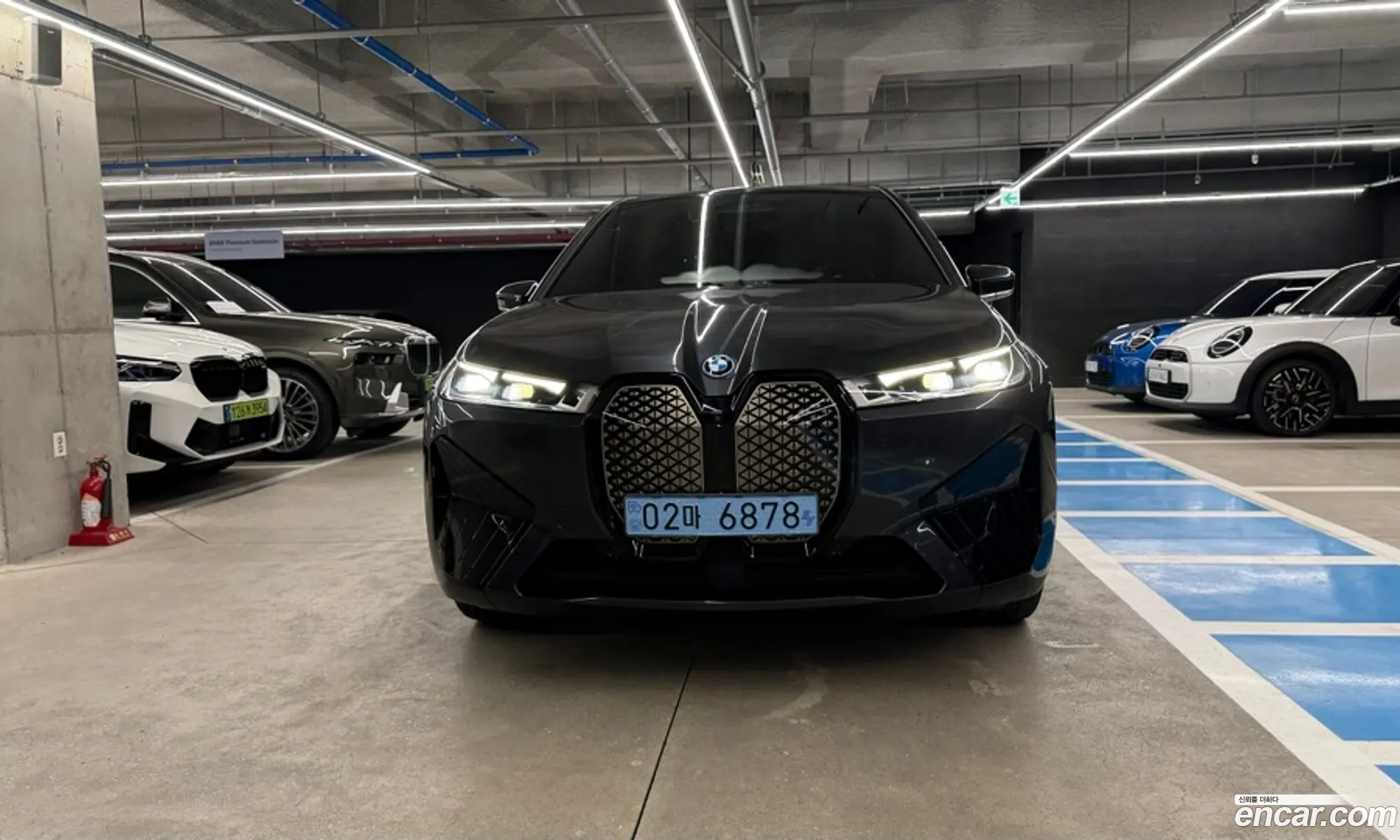 BMW iX 2022 — 3