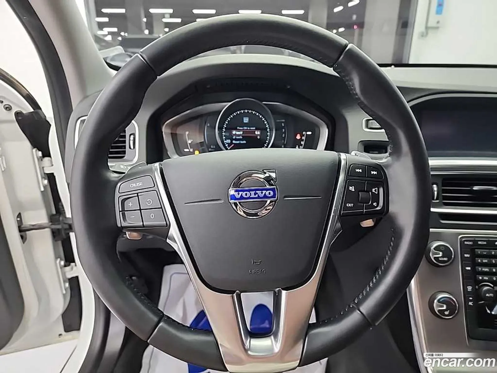 Volvo S60 2014 — 5