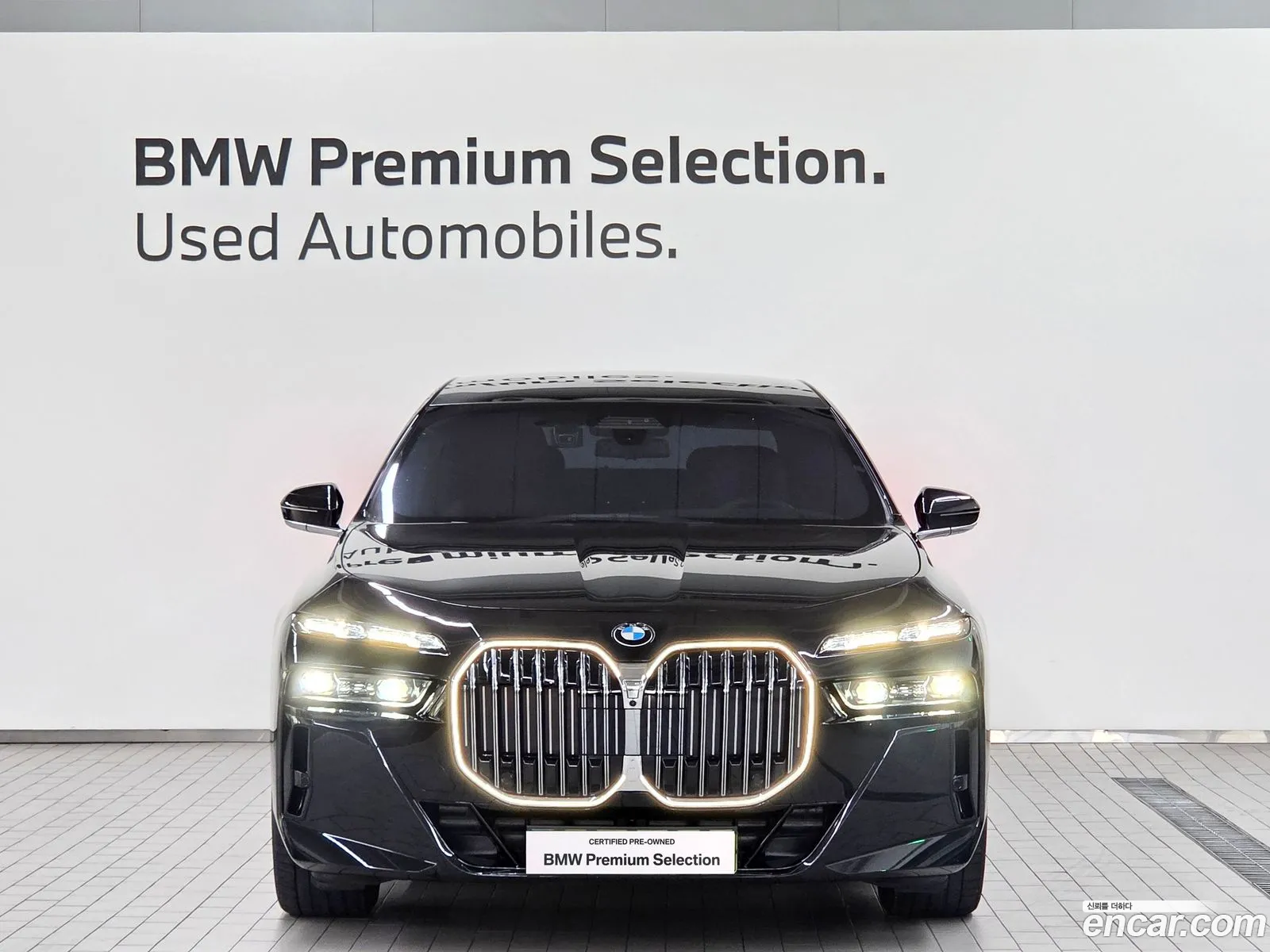 BMW 7 Series 2024 — 8