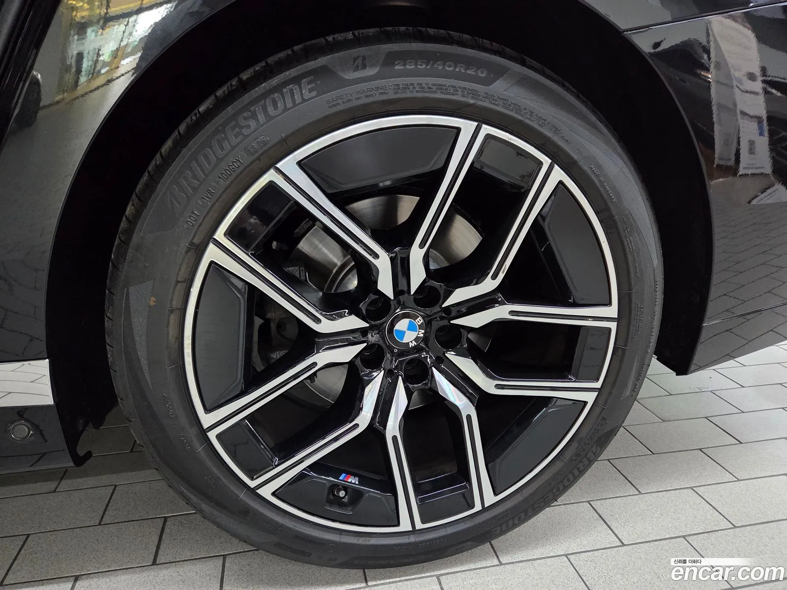 BMW 7 Series 2024 — 13