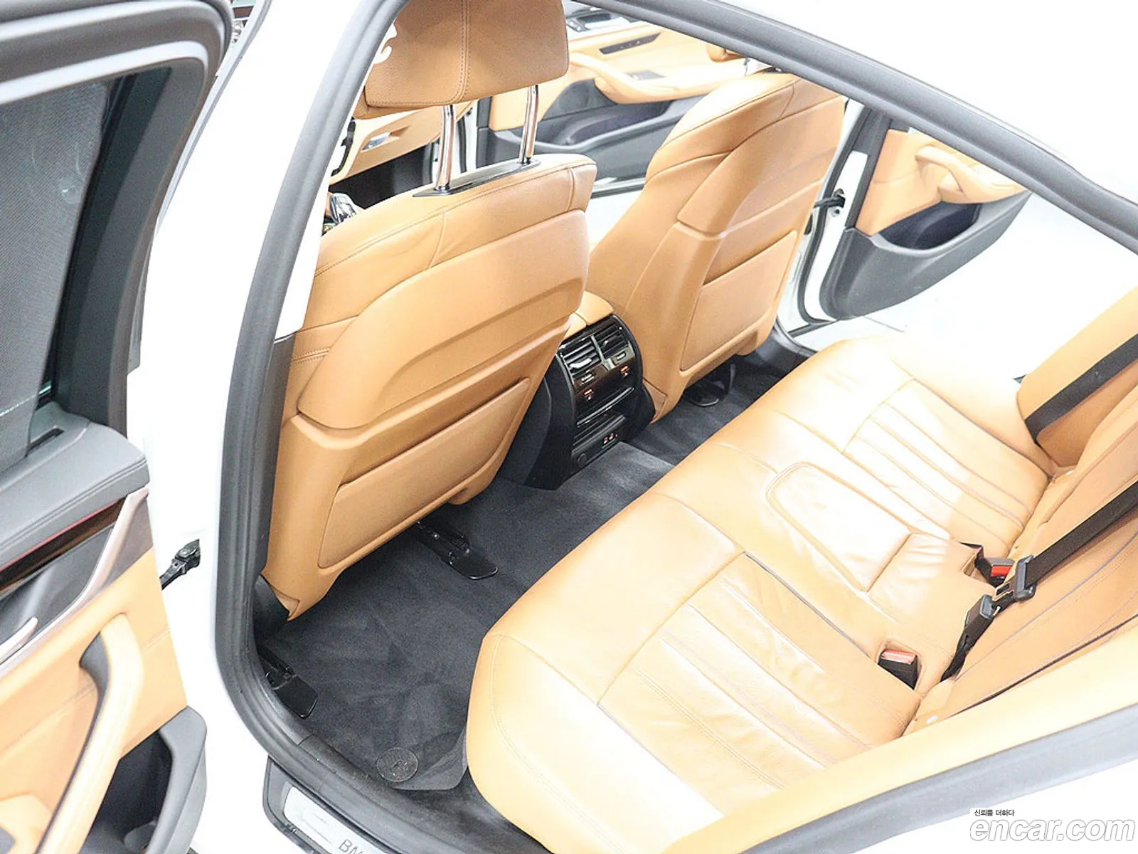 BMW 5 Series 2022 — 13