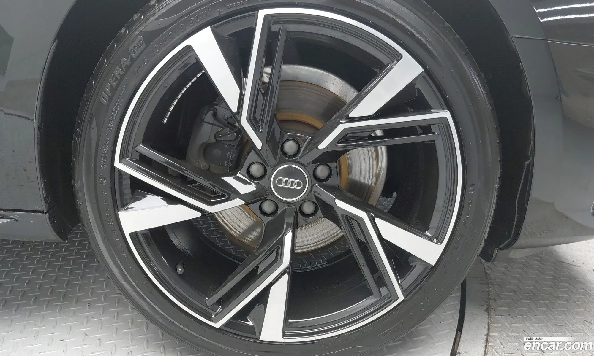 Audi A4 2021 — 5