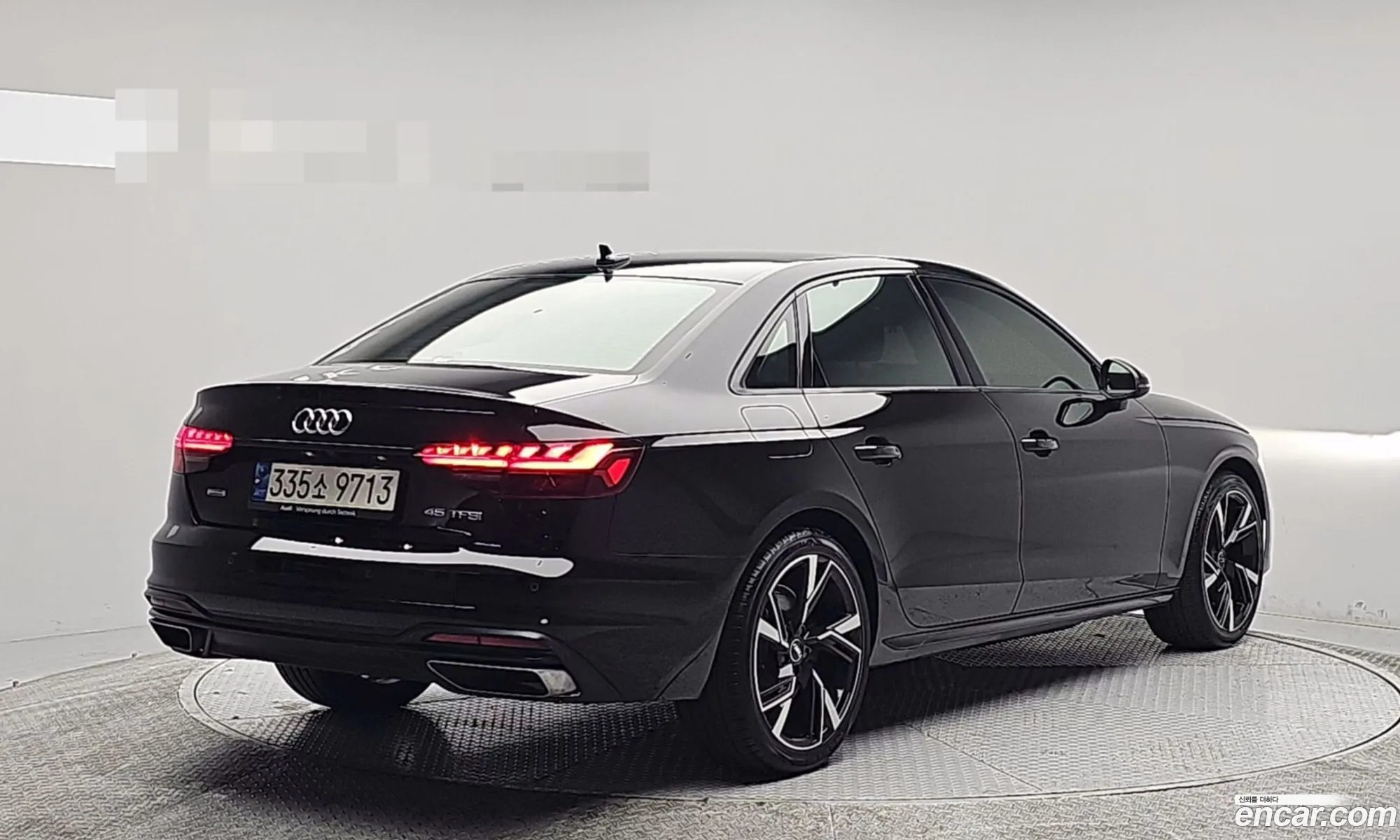 Audi A4 2021 — 17