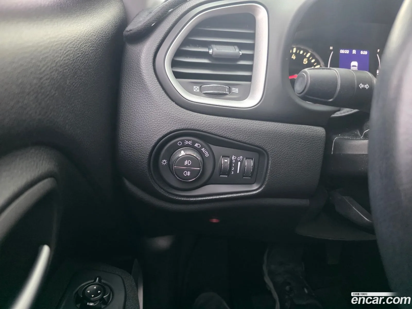 Jeep Renegade 2018 — 8
