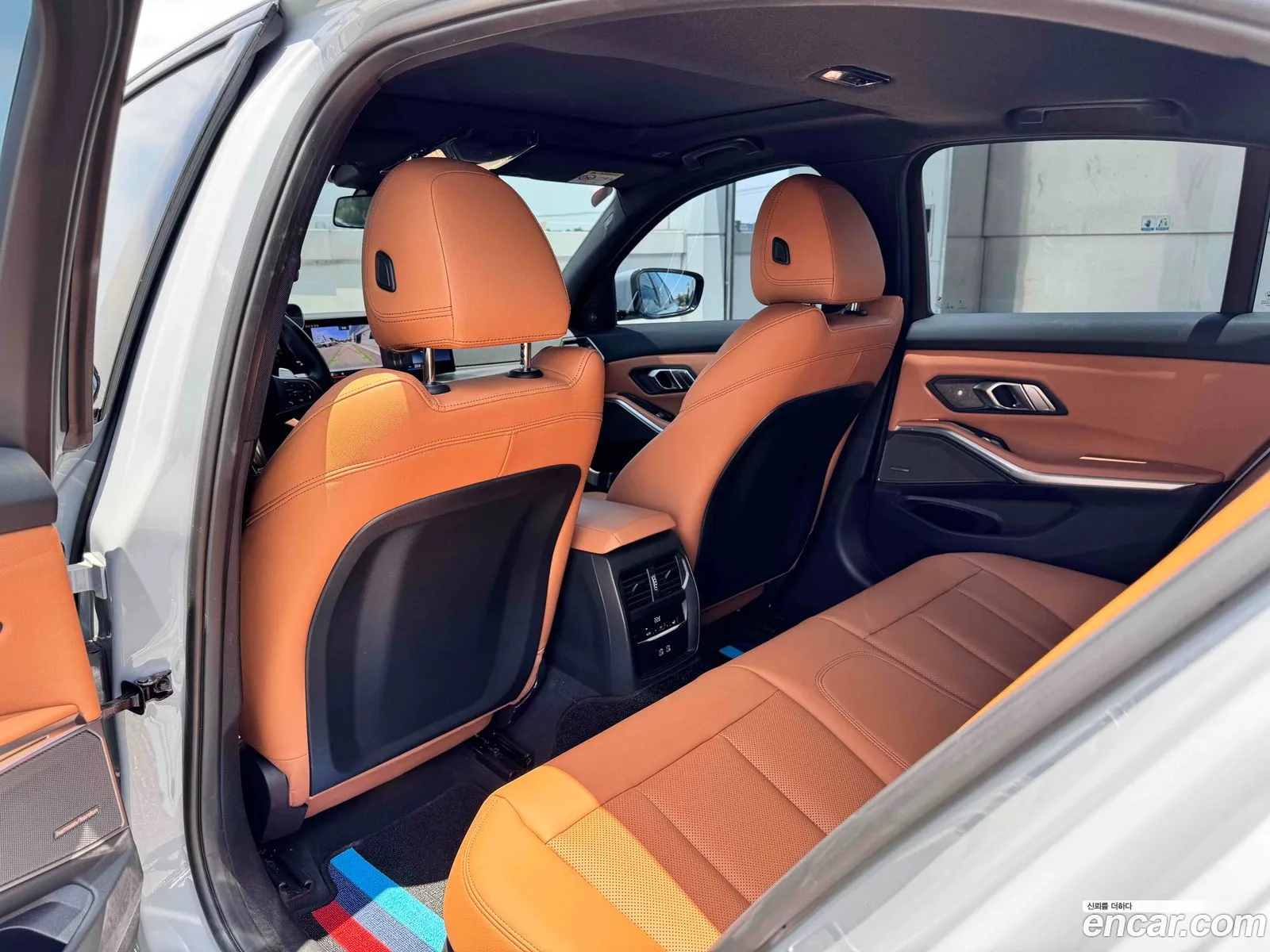 BMW 3 Series 2023 — 18