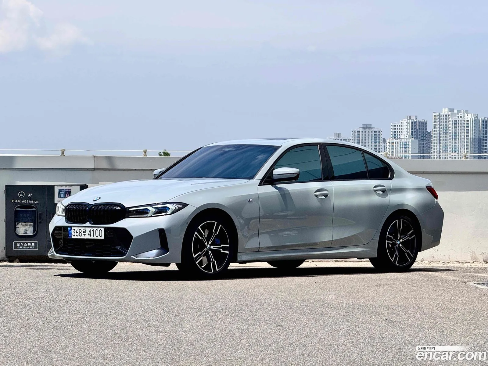 BMW 3 Series 2023 — 19