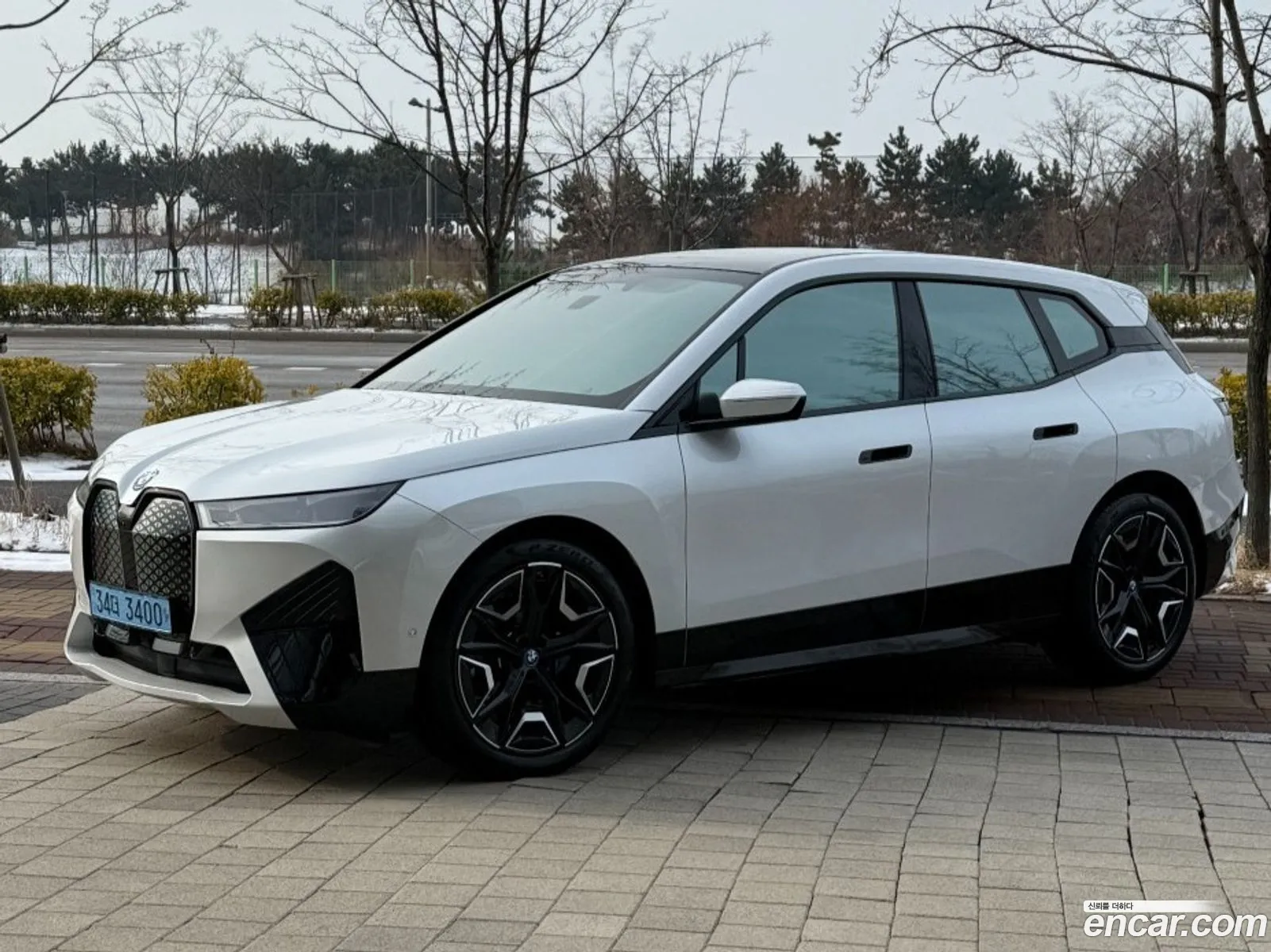 BMW iX 2024 — 2