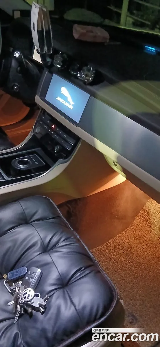 Jaguar XF 2016 — 5
