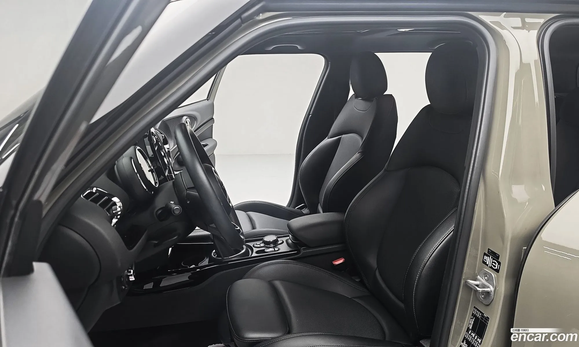Mini Cooper Clubman 2018 — 14