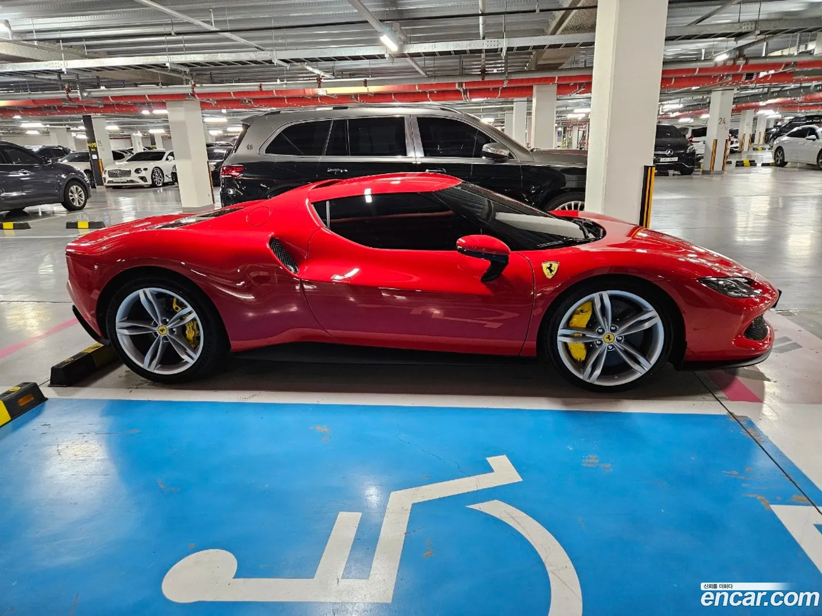 Ferrari 296 GTB 2024 — 9