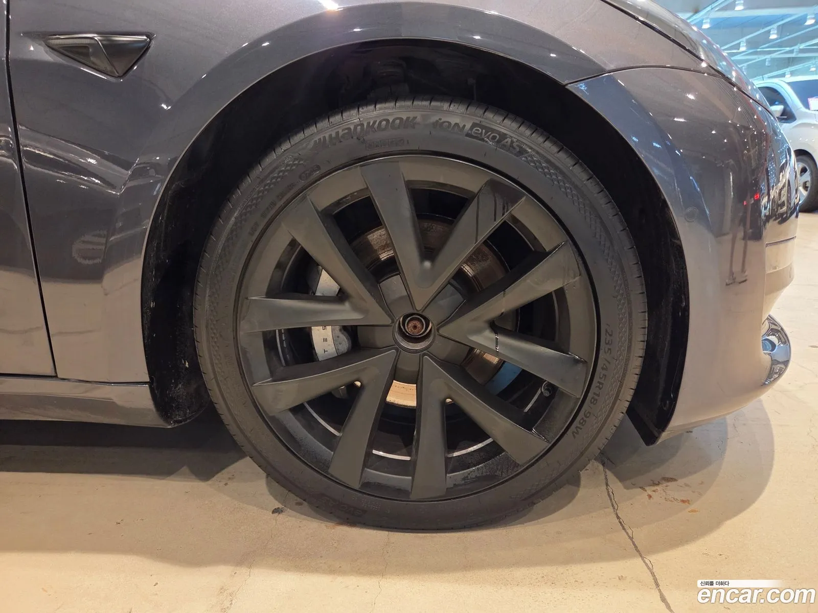 Tesla Model 3 2021 — 14