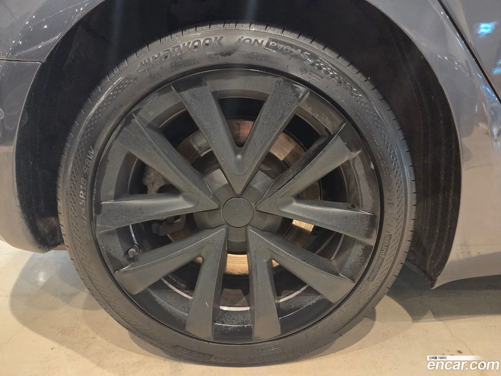 Tesla Model 3 2021 — 3