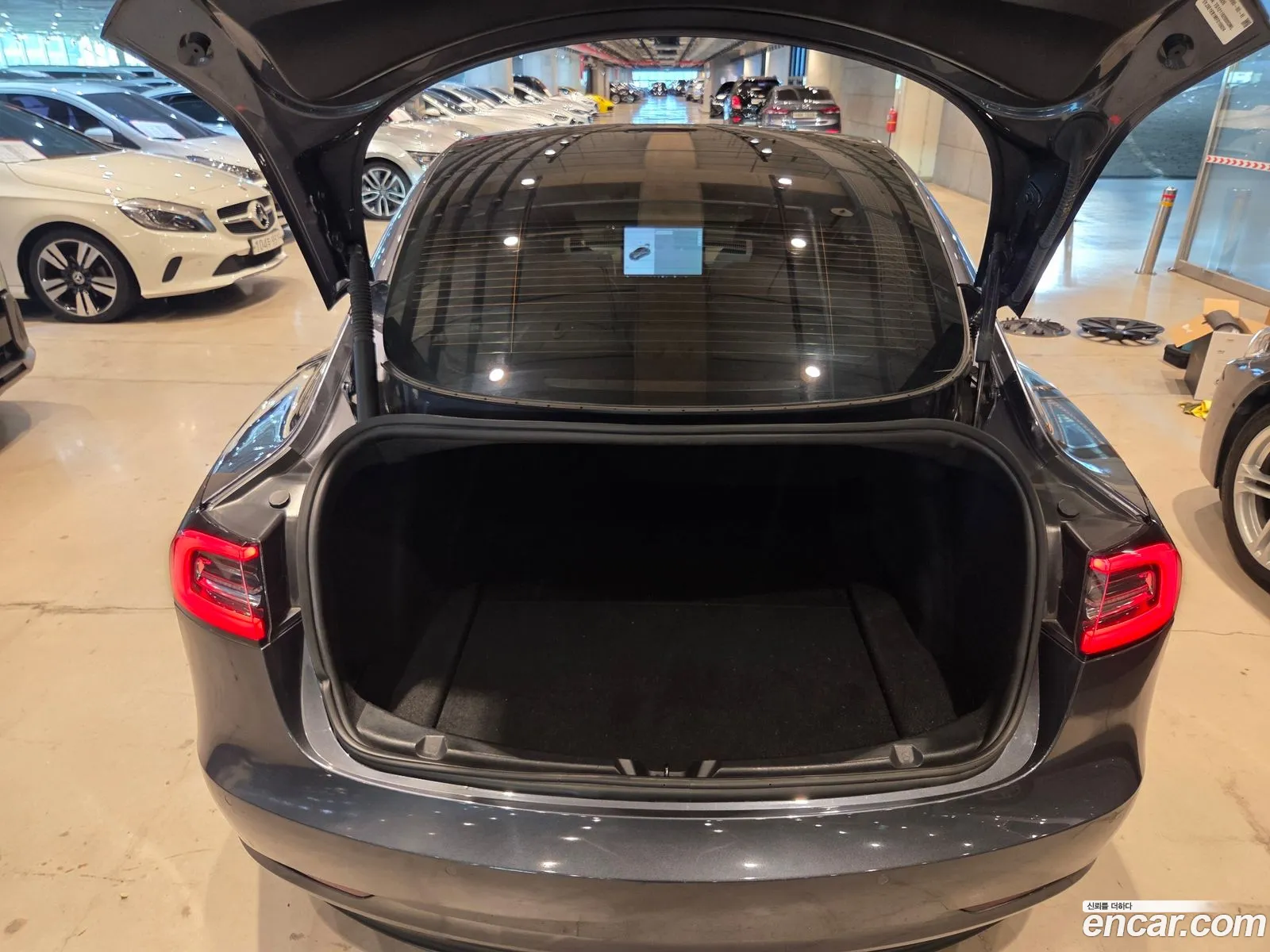 Tesla Model 3 2021 — 11