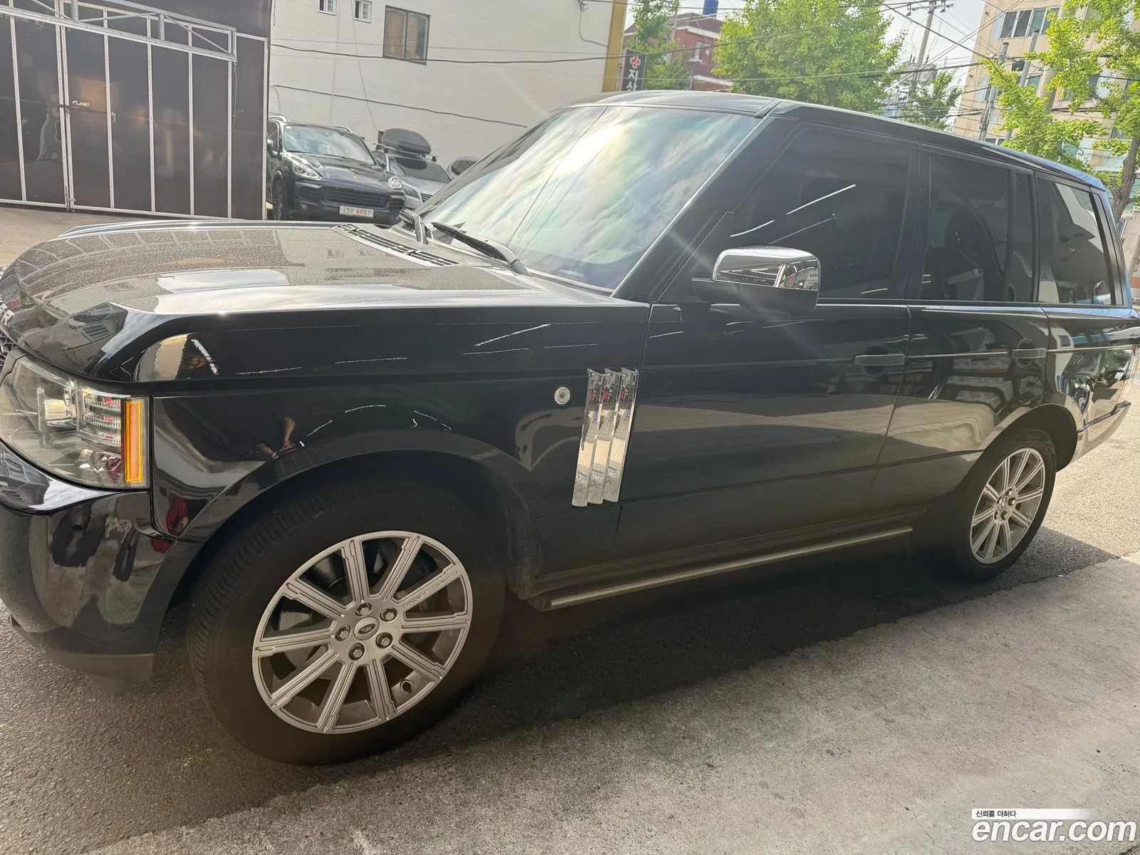 Land Rover Range Rover 2011 — 18