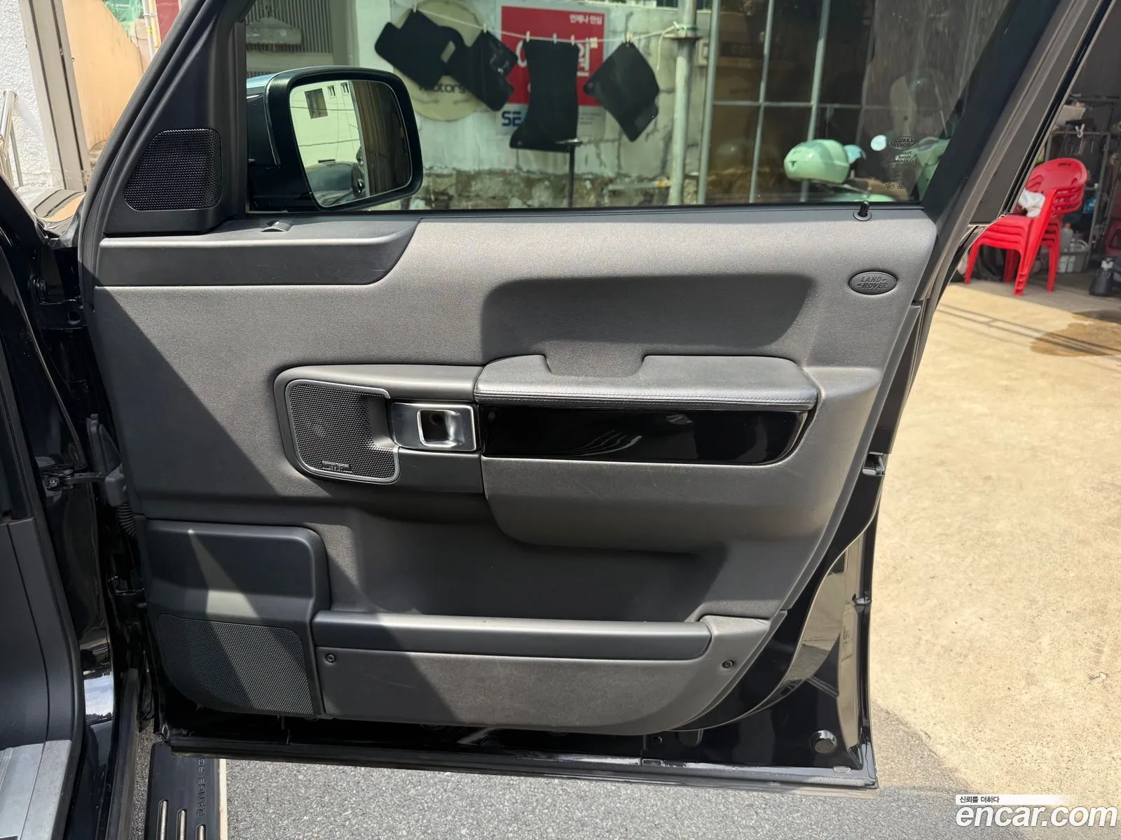 Land Rover Range Rover 2011 — 2