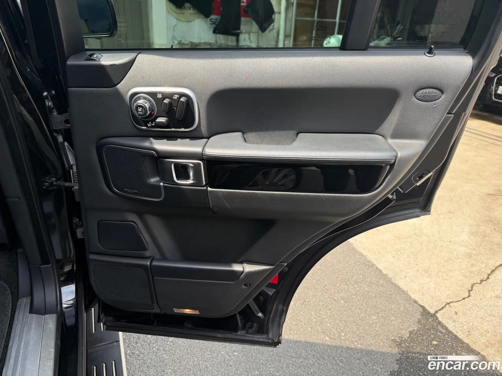 Land Rover Range Rover 2011 — 4