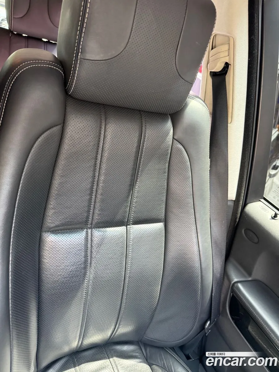 Land Rover Range Rover 2011 — 11