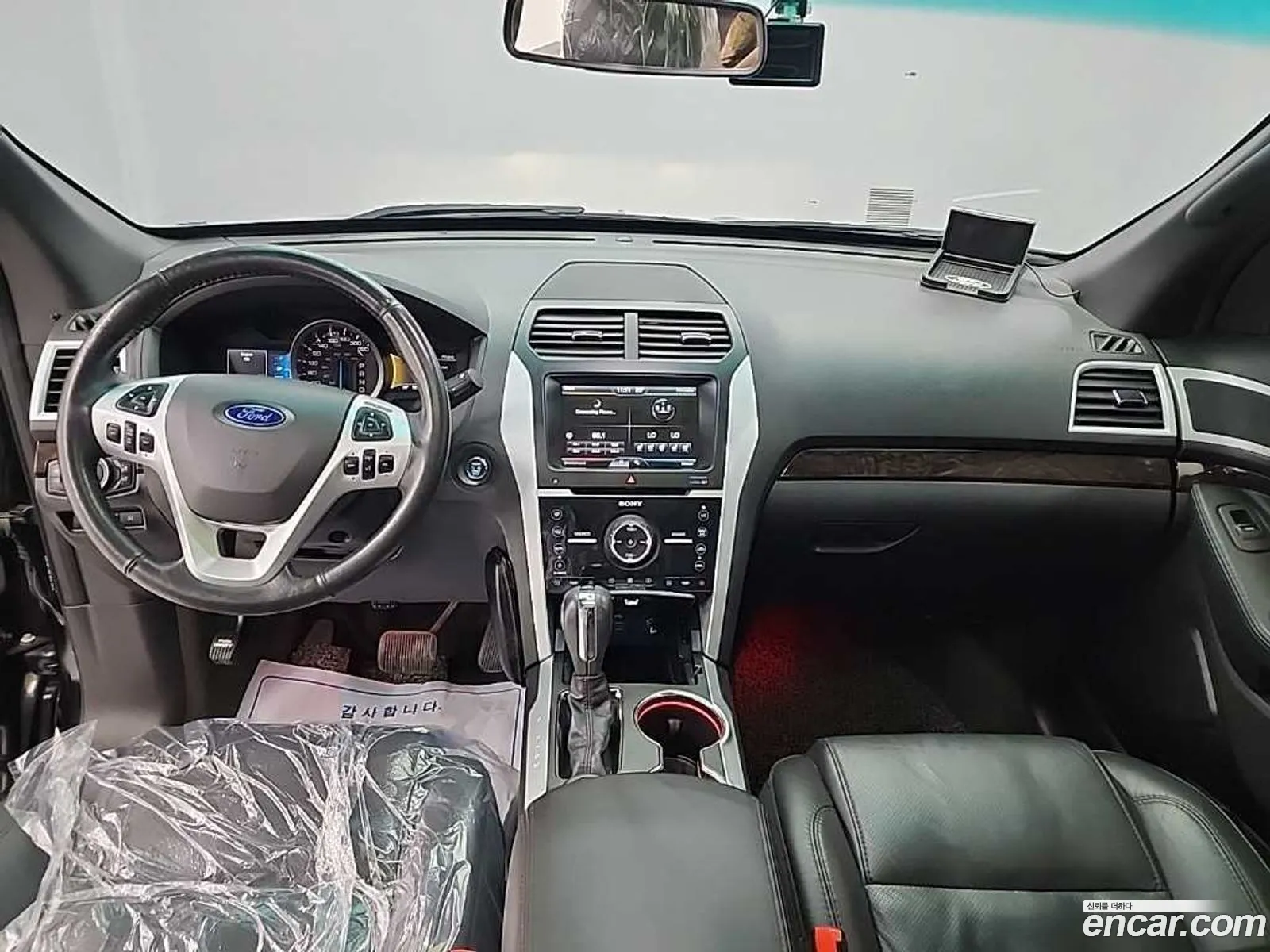Ford Explorer 2014 — 14