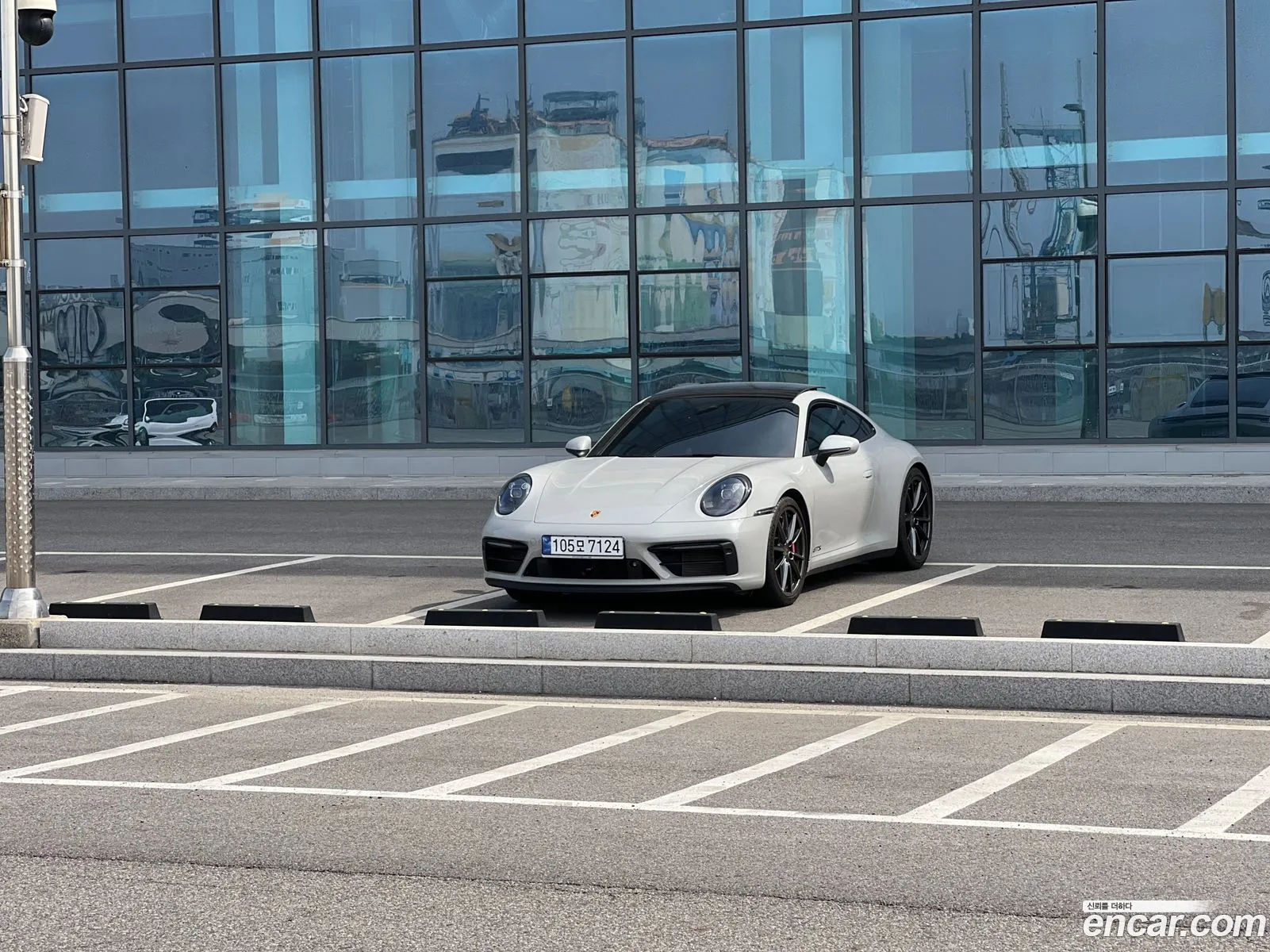 Porsche 911 2023 — 10