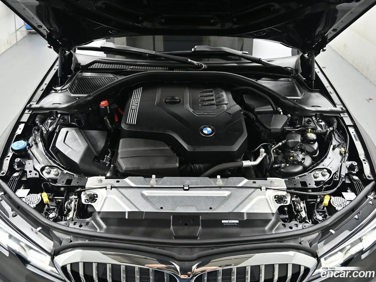 BMW 3 Series 2021 — 10