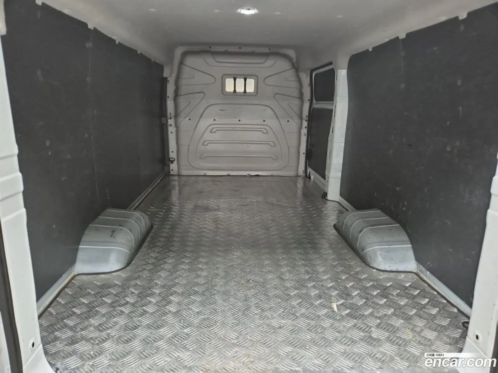 Geely SE-A2 Van 2023 — 10