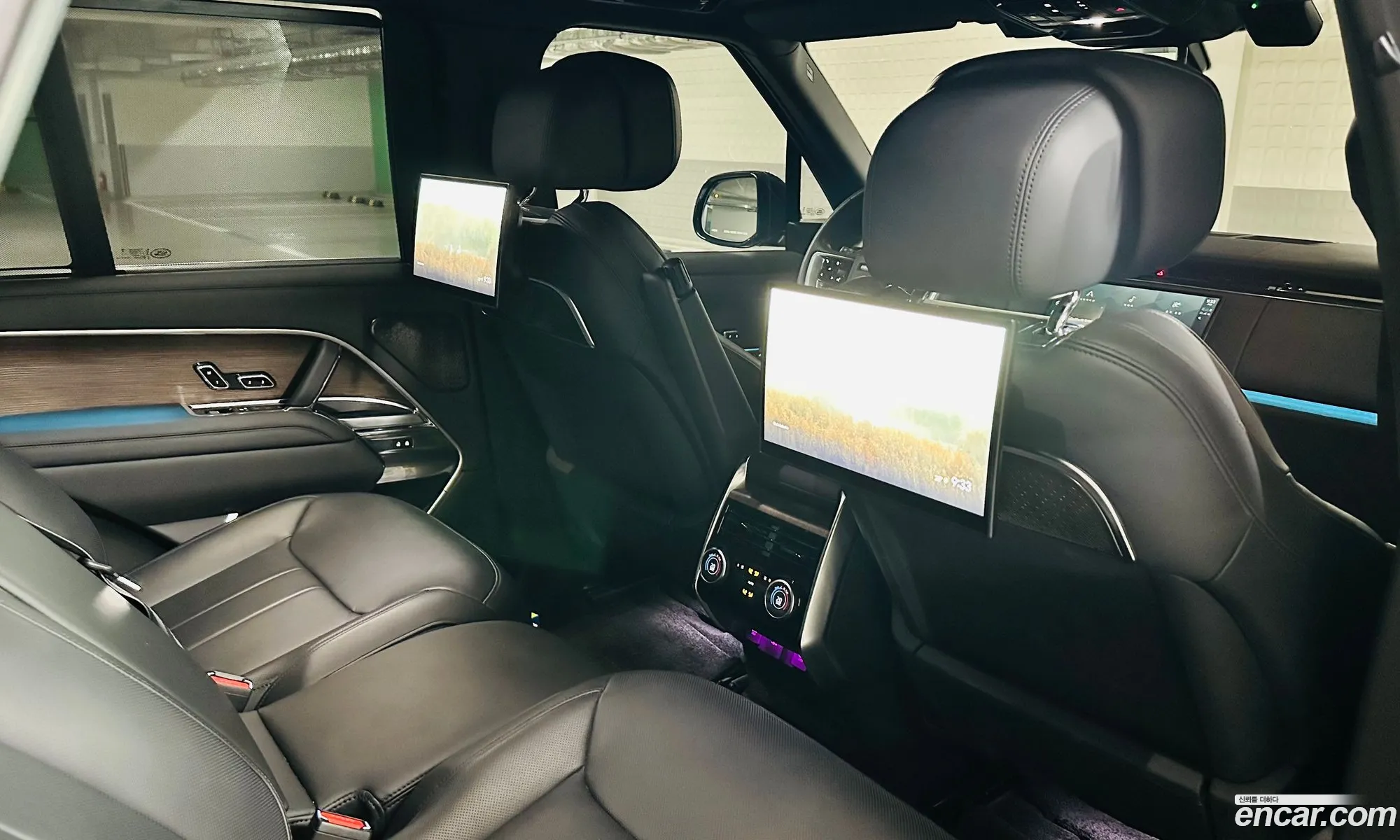 Land Rover Range Rover 2023 — 10