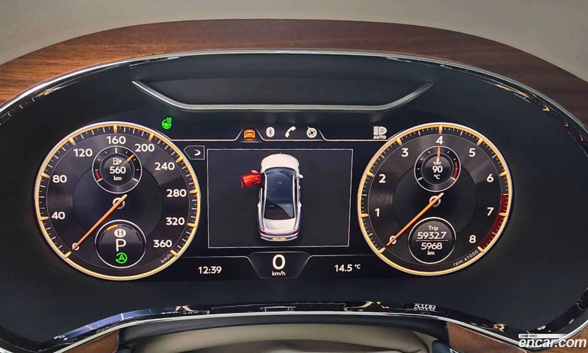 Bentley Flying Spur 2022 — 3