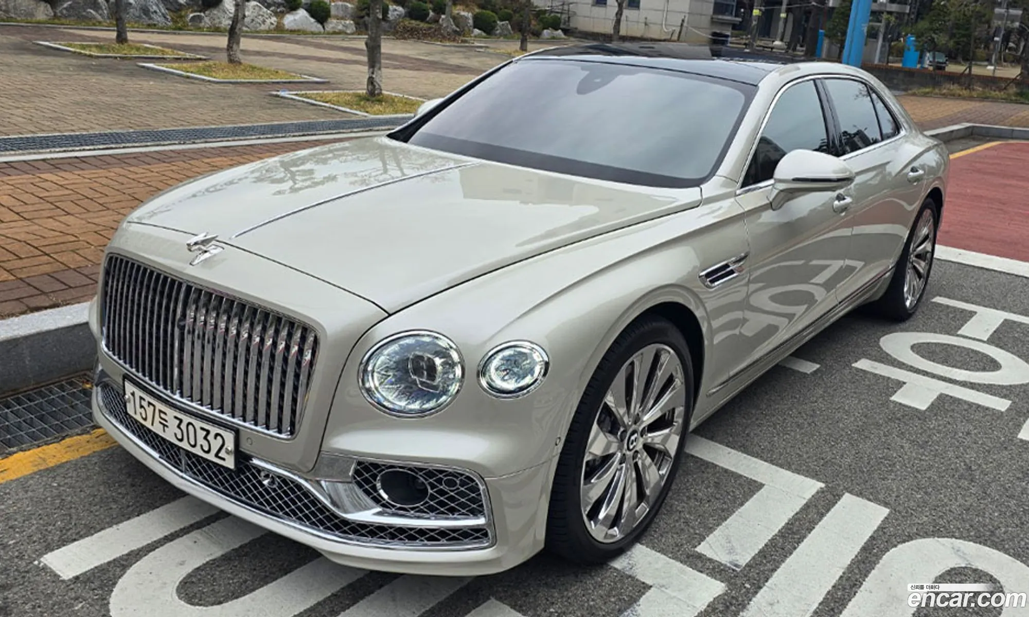 Bentley Flying Spur 2022 — 2
