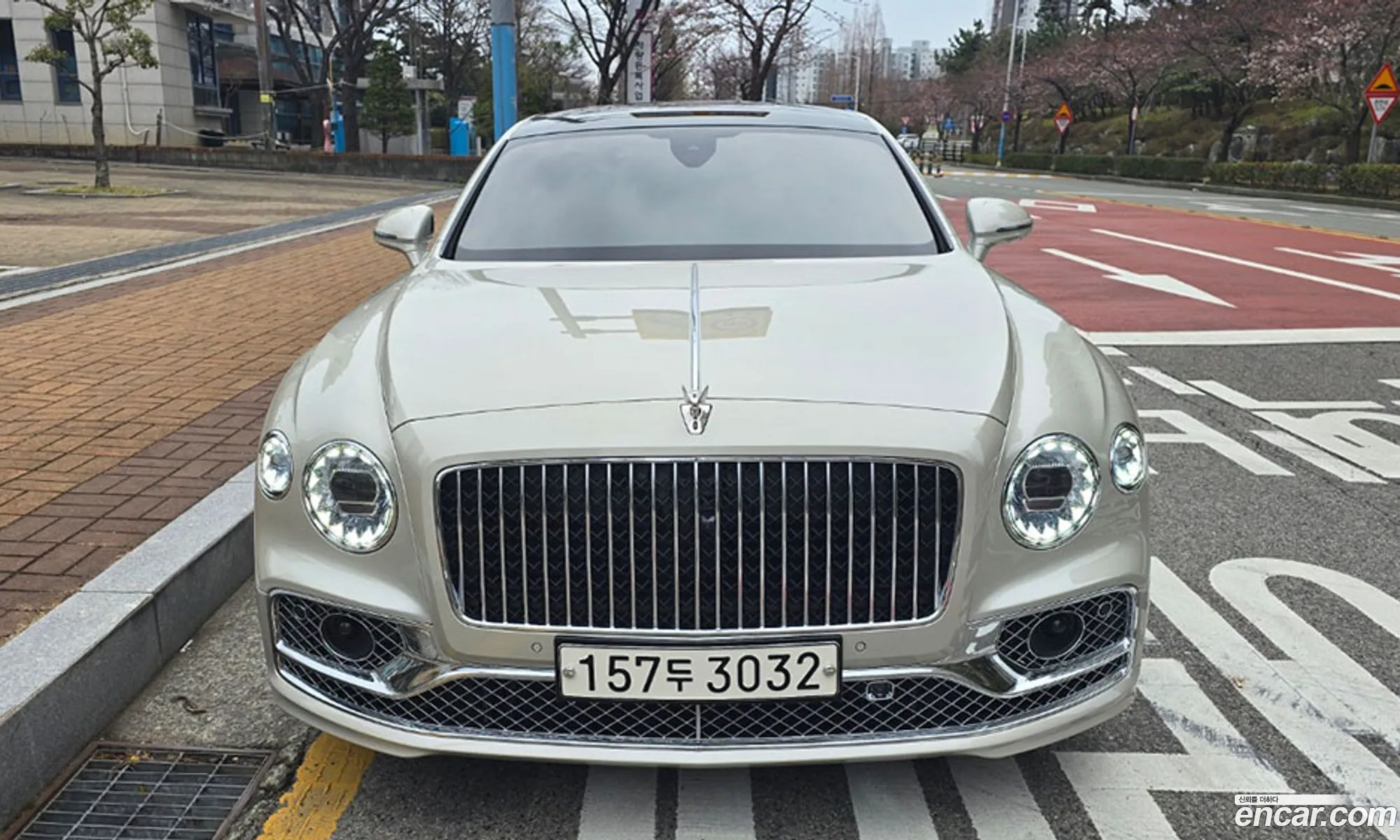 Bentley Flying Spur 2022 — 6