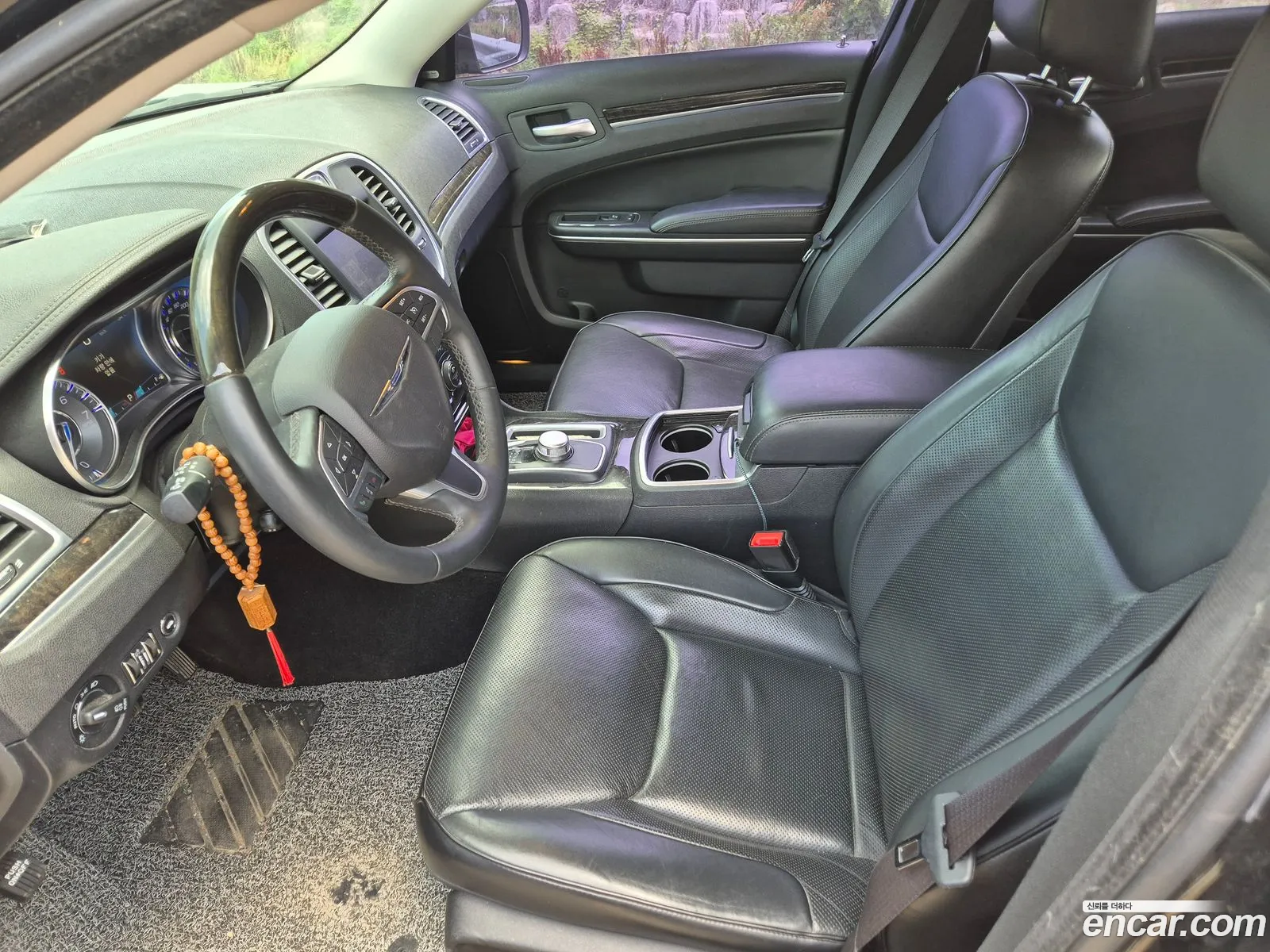 Chrysler 300C 2016 — 3