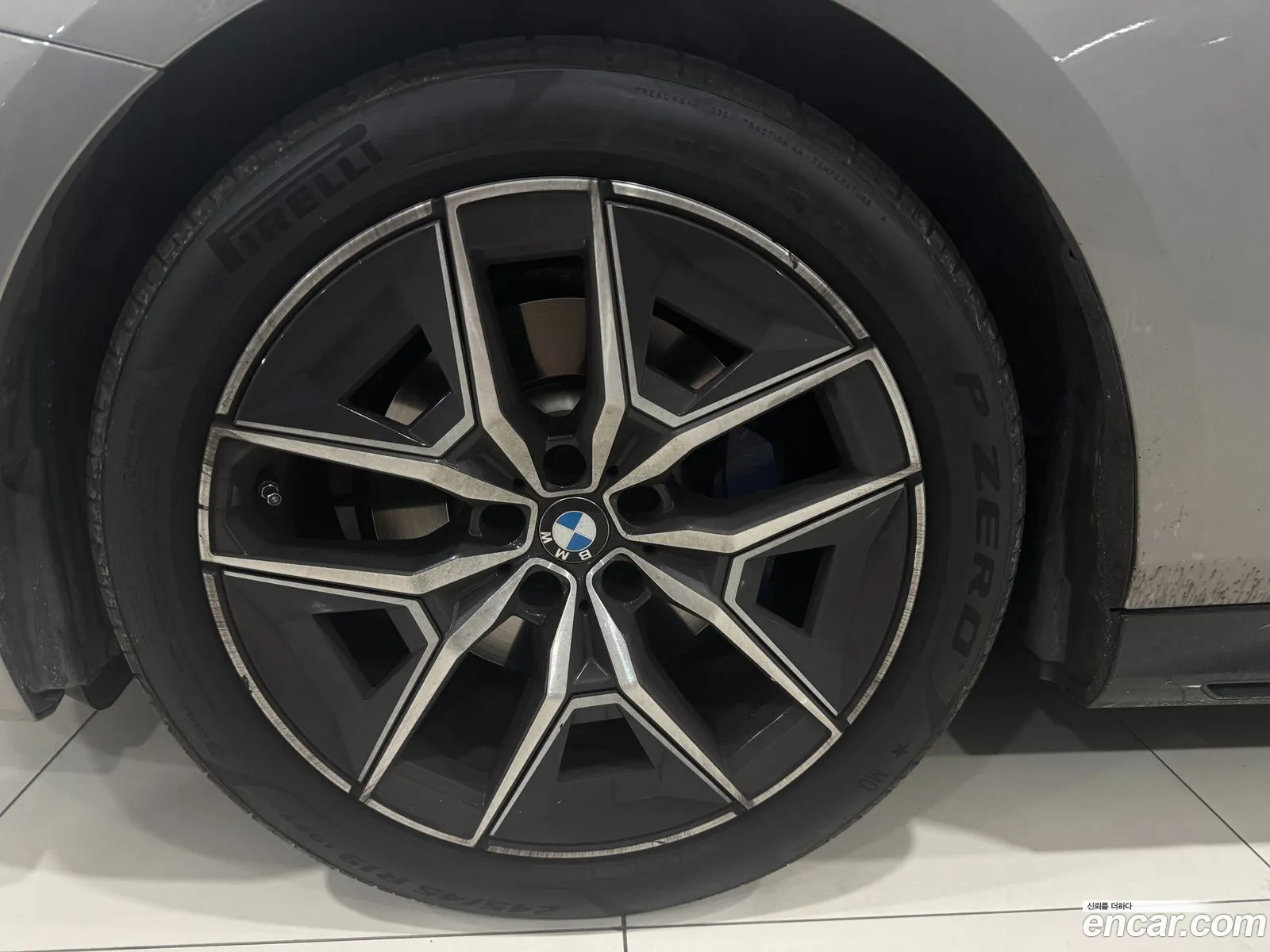 BMW 5 Series 2025 — 10