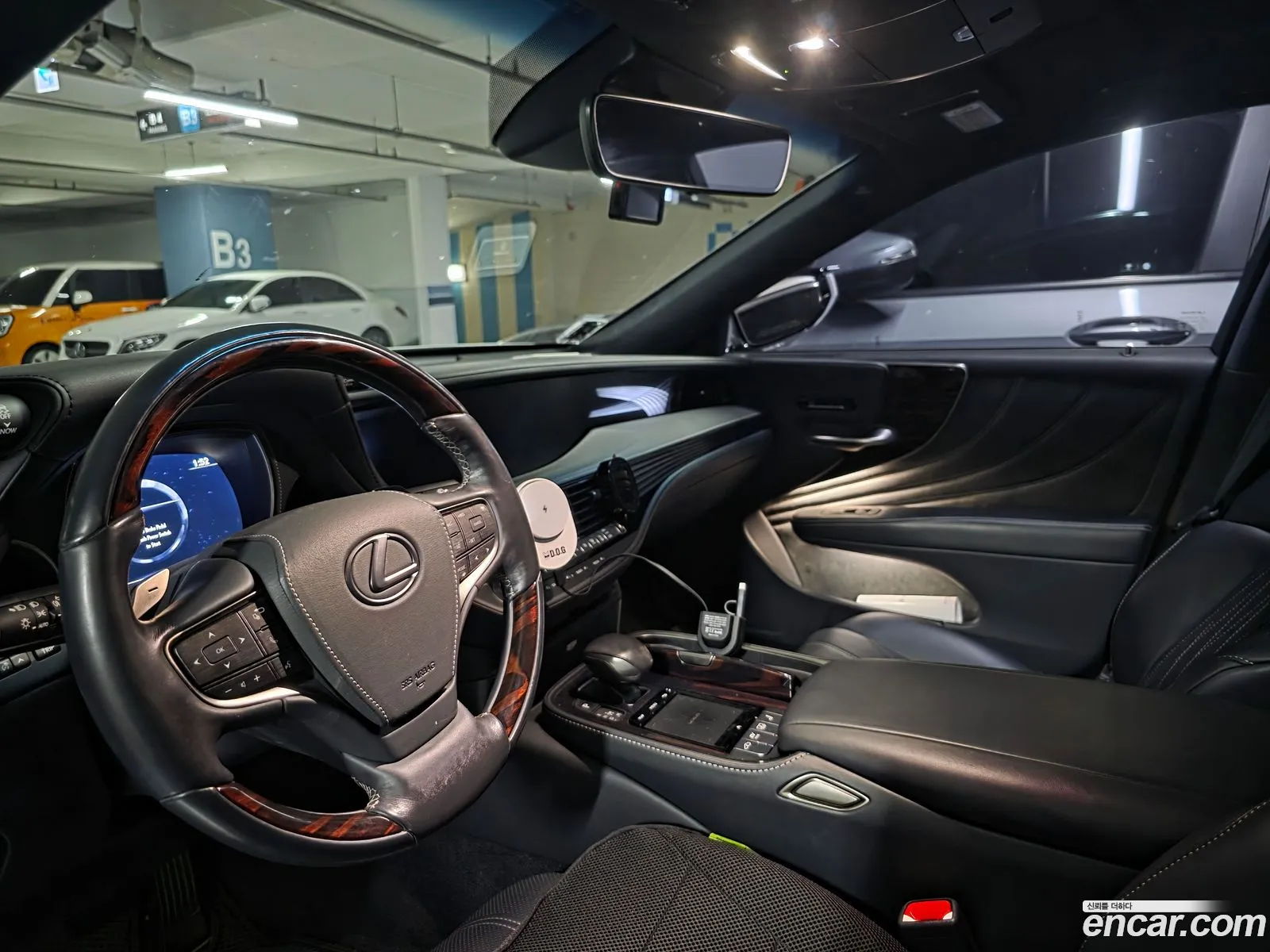 Lexus LS500h