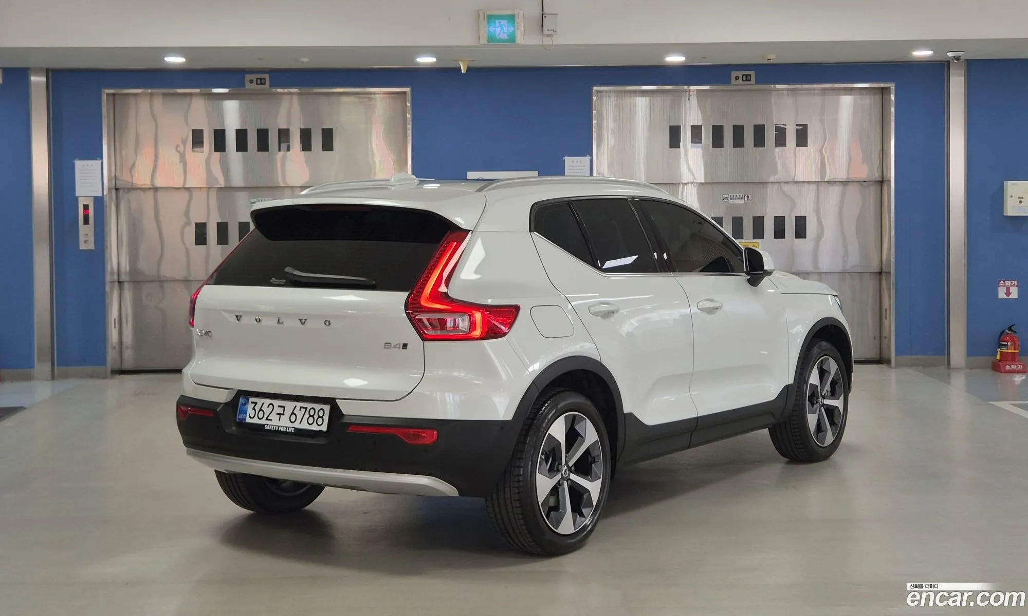 Volvo XC40 2025 — 5