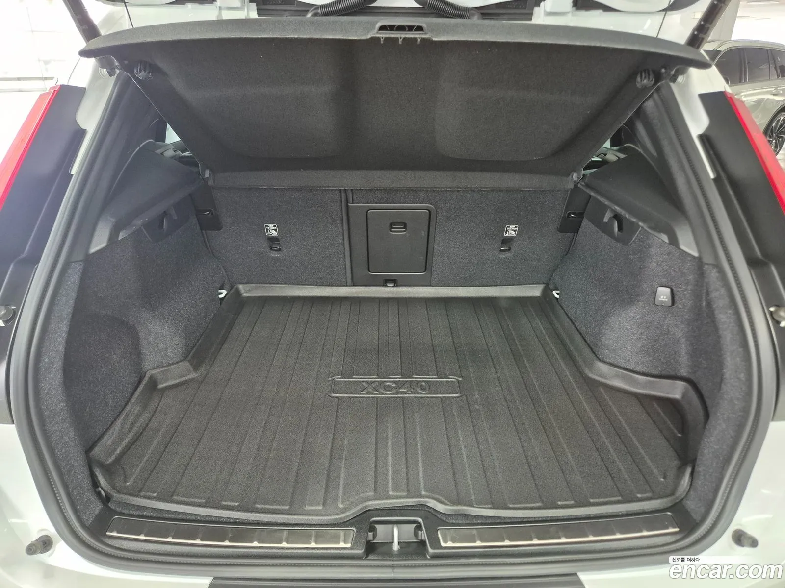 Volvo XC40 2025 — 11