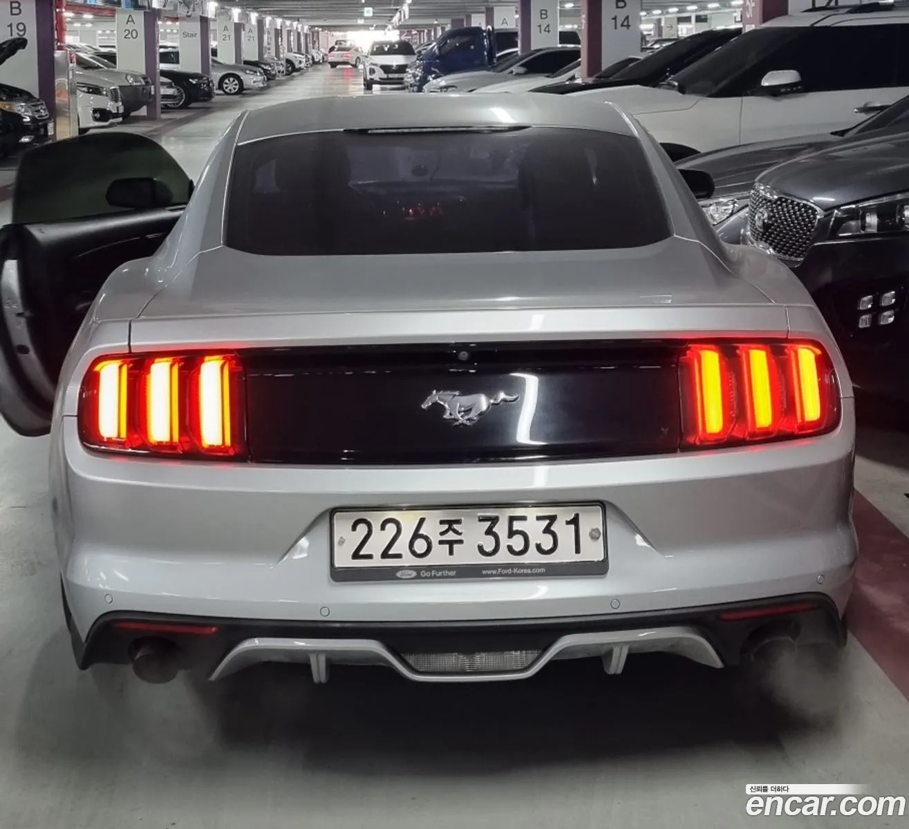 Ford Mustang 2015 — 8