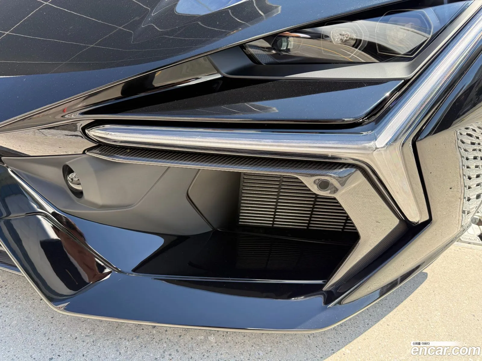Lamborghini Revuelto 2025 — 15