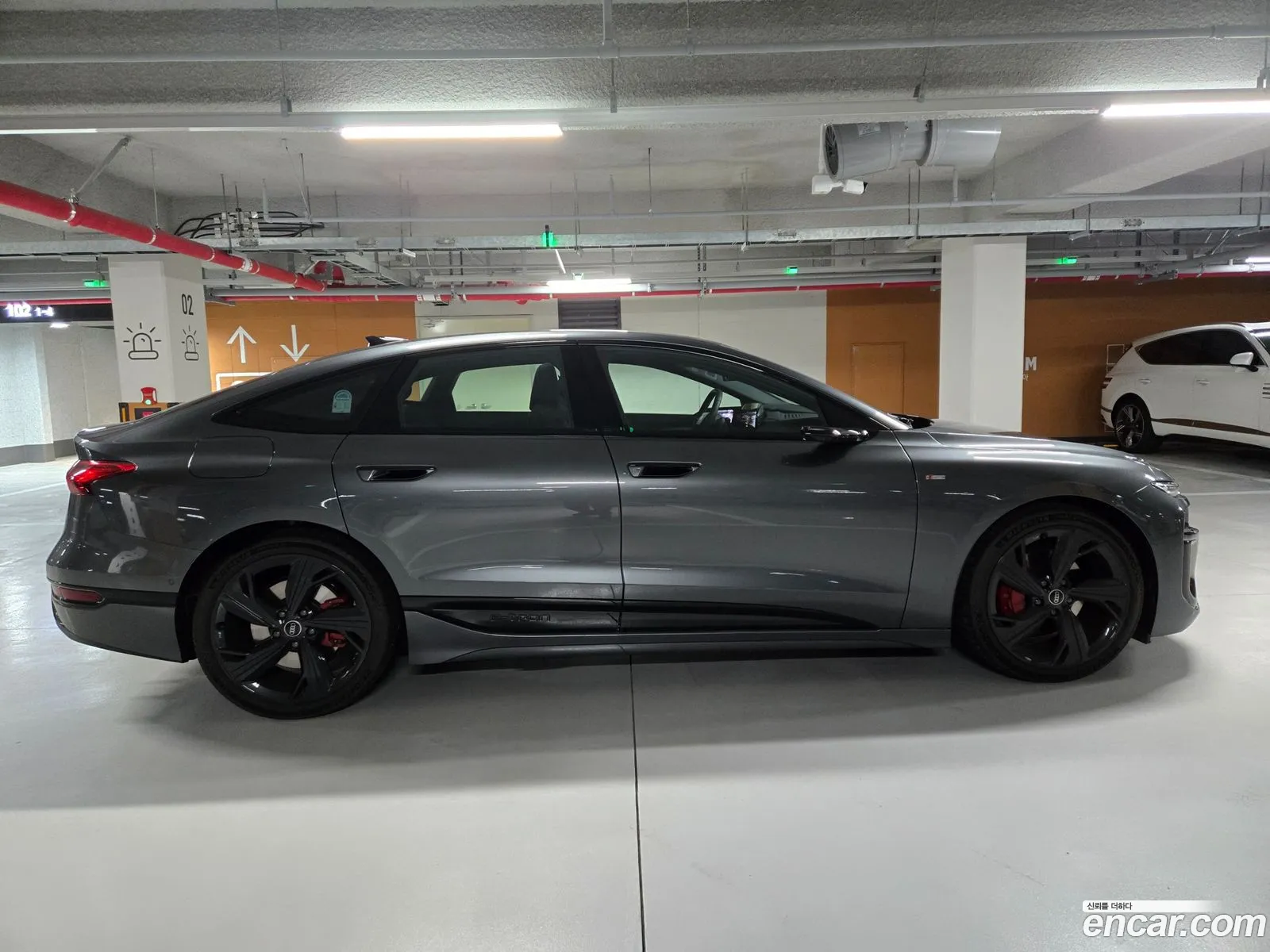 Audi A6 e-tron 2025 — 19