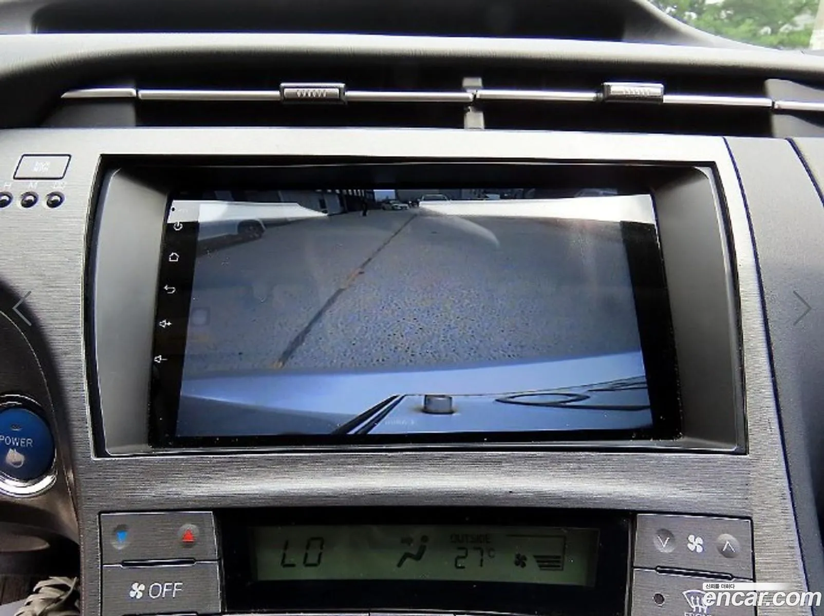 Toyota Prius 2013 — 17