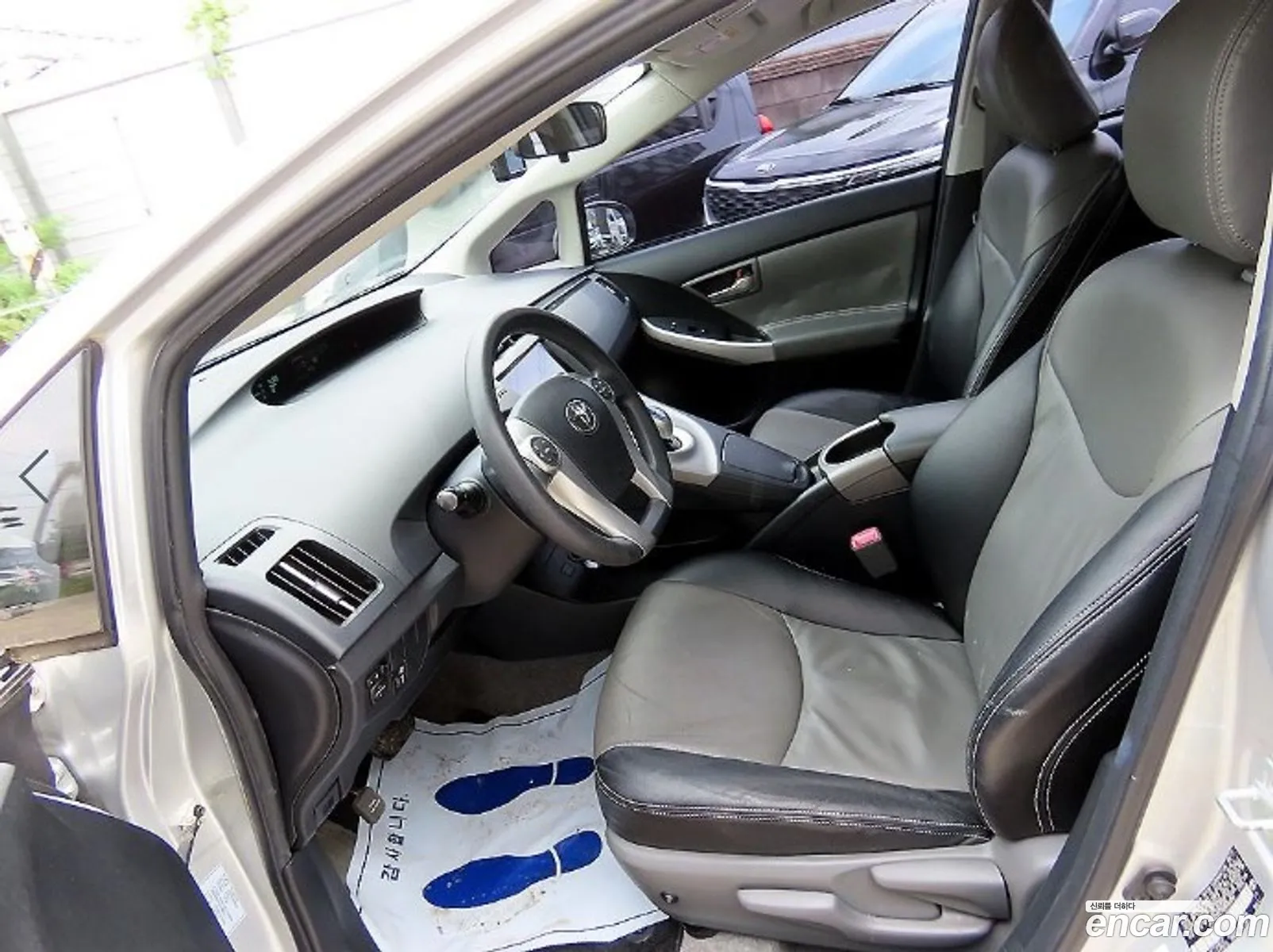 Toyota Prius 2013 — 10
