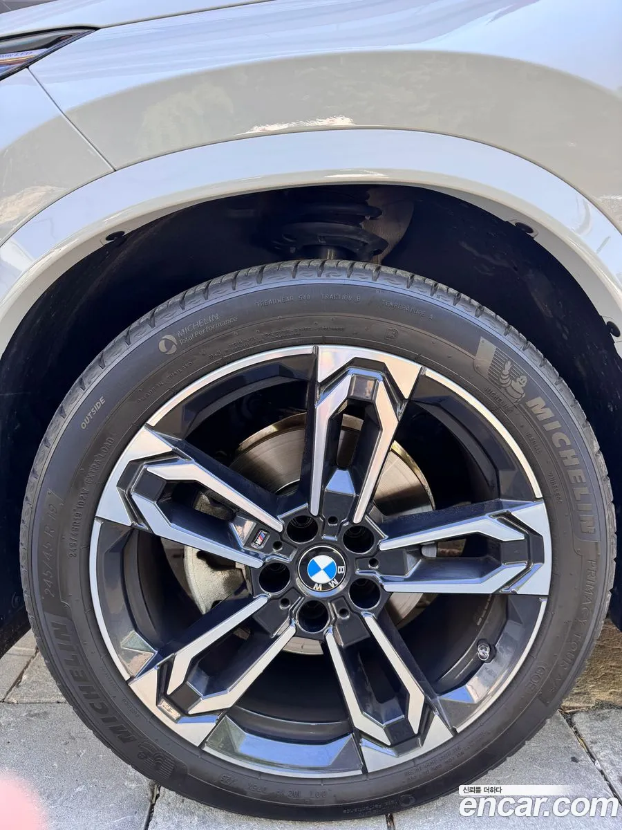 BMW X1 2025 — 19