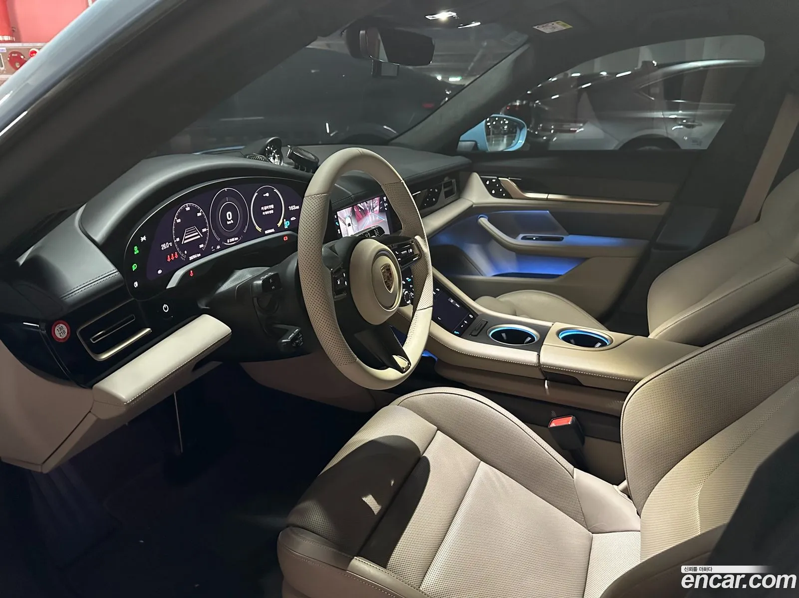 Porsche Taycan 2023 — 11