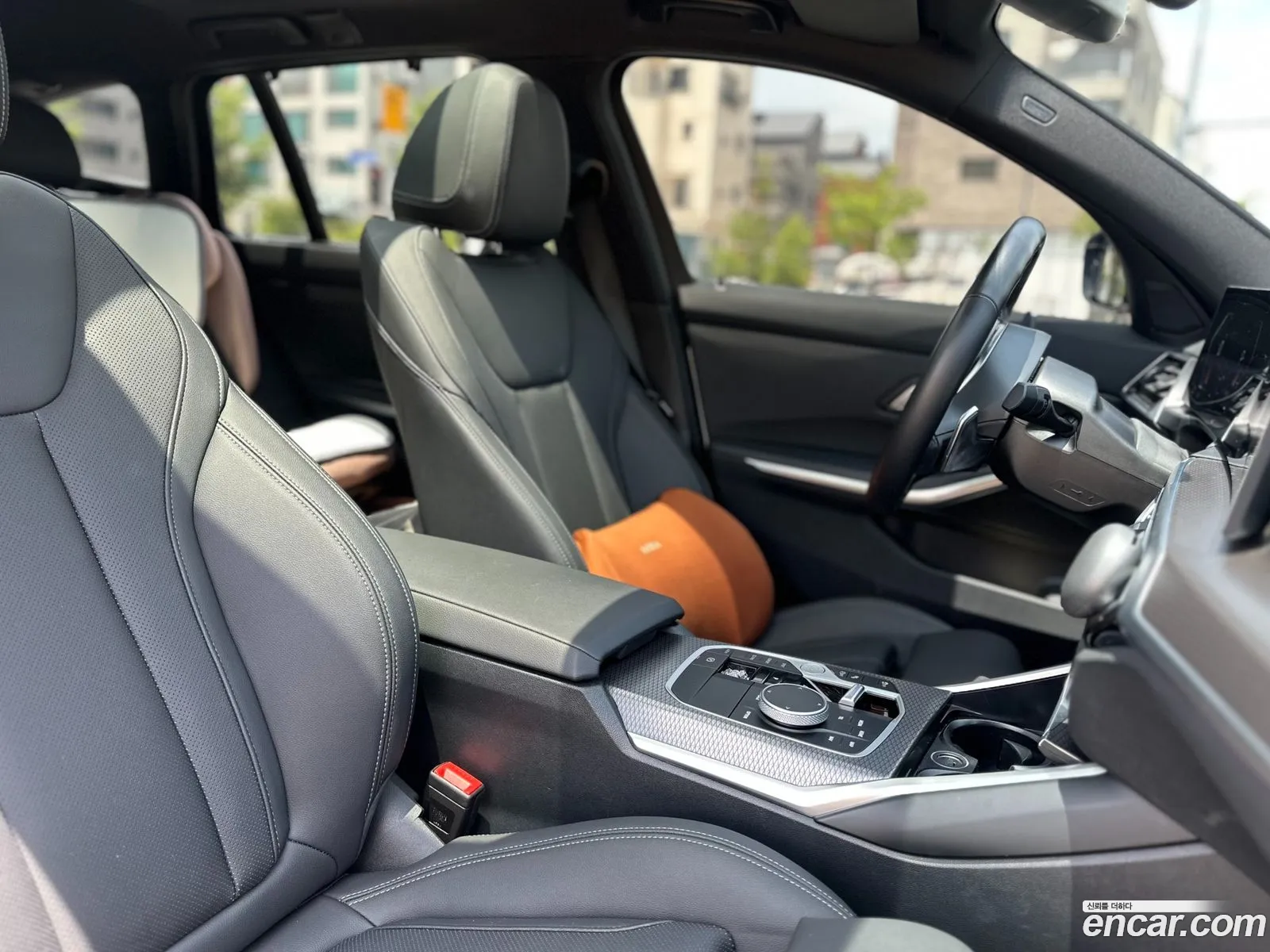 BMW 3 Series 2023 — 9