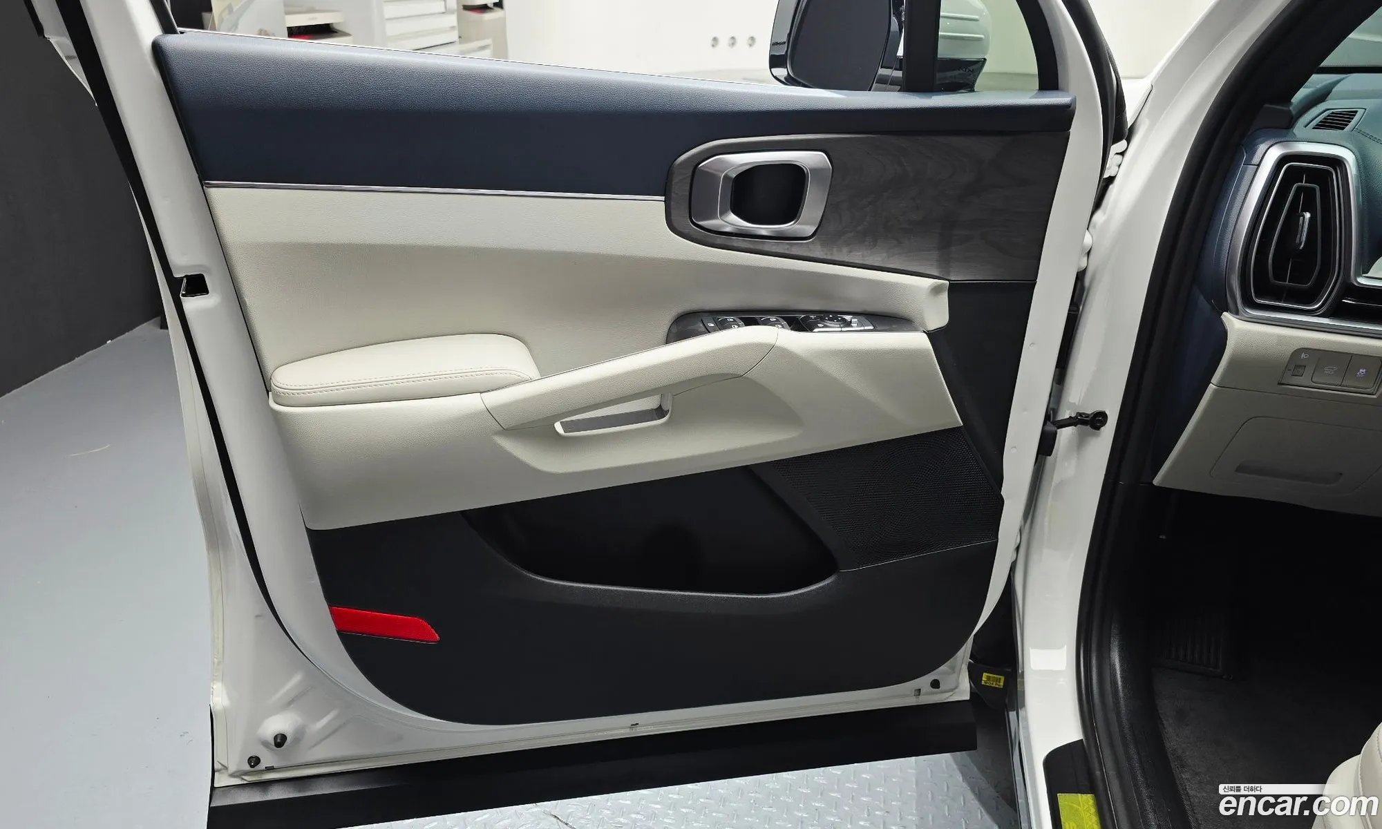 Kia Sorento 2025 — 28