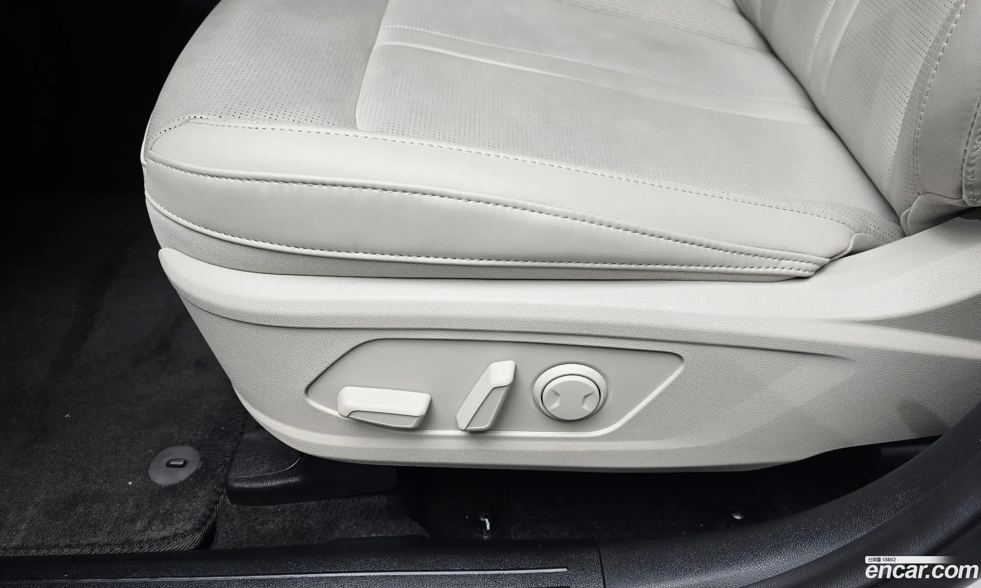Kia Sorento 2025 — 21