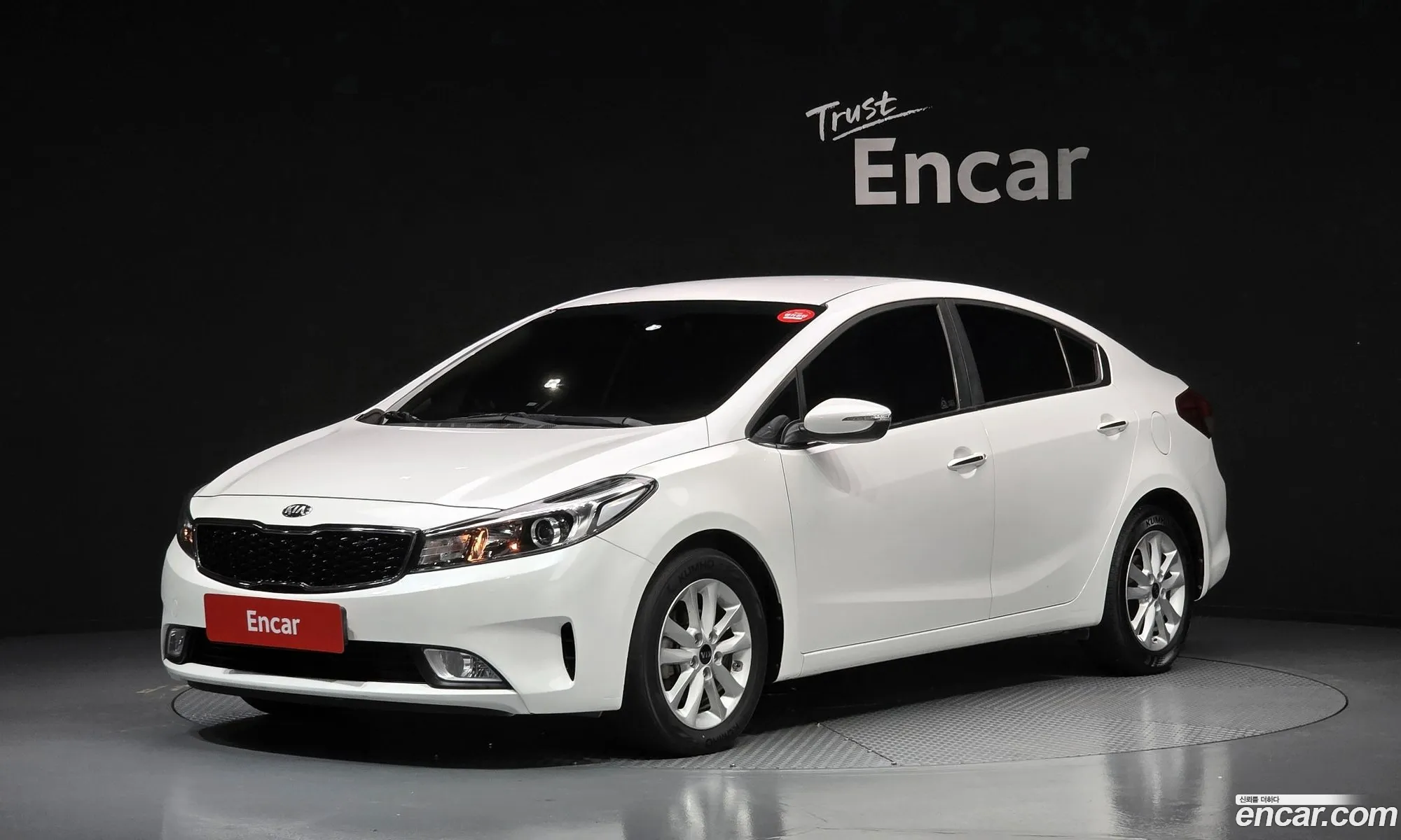 Kia K3 2017 — 14