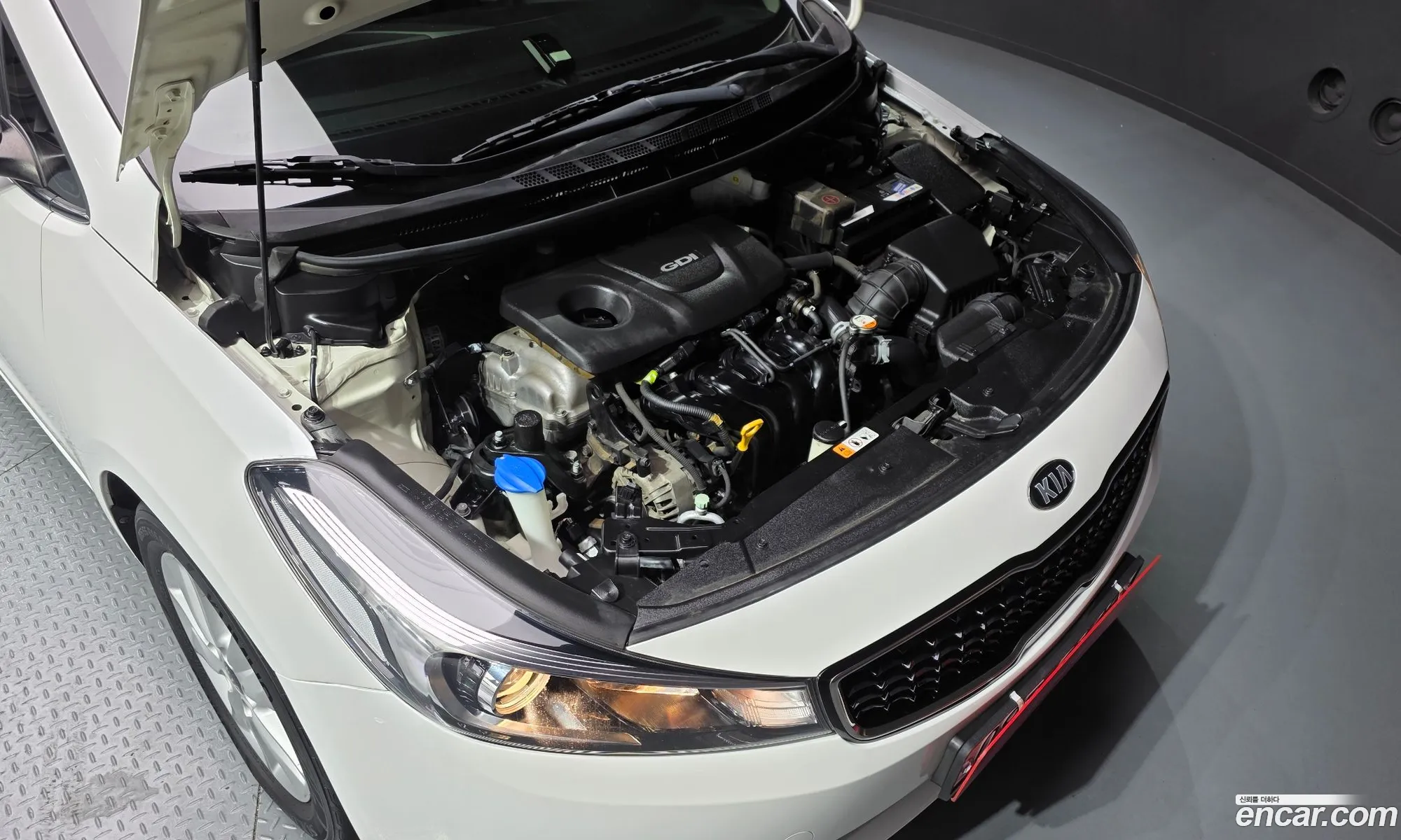 Kia K3 2017 — 4