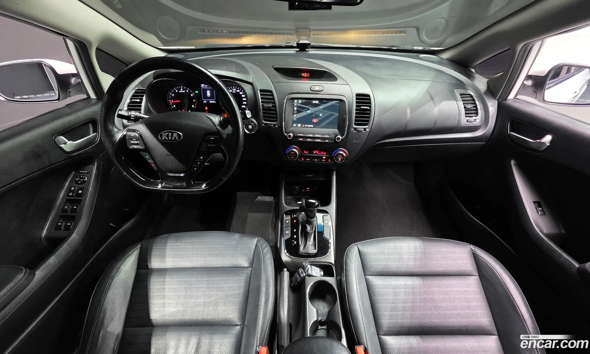 Kia K3 2017 — 2